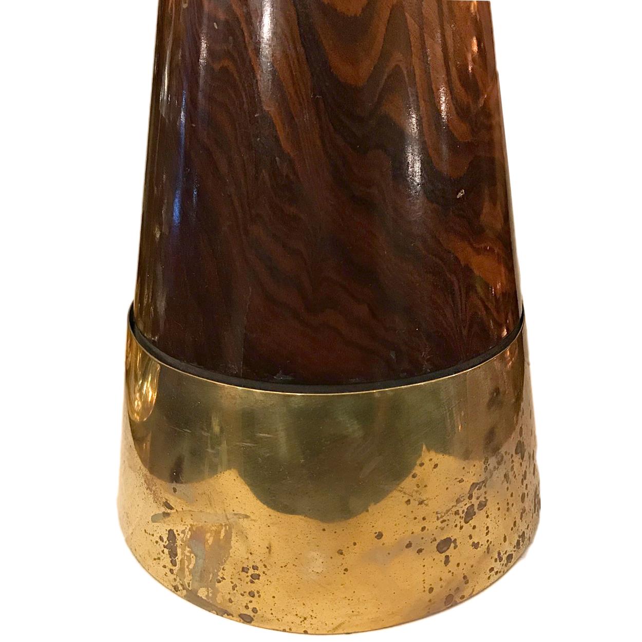 Single Italian Midcentury Conical Lamp In Good Condition For Sale In New York, NY