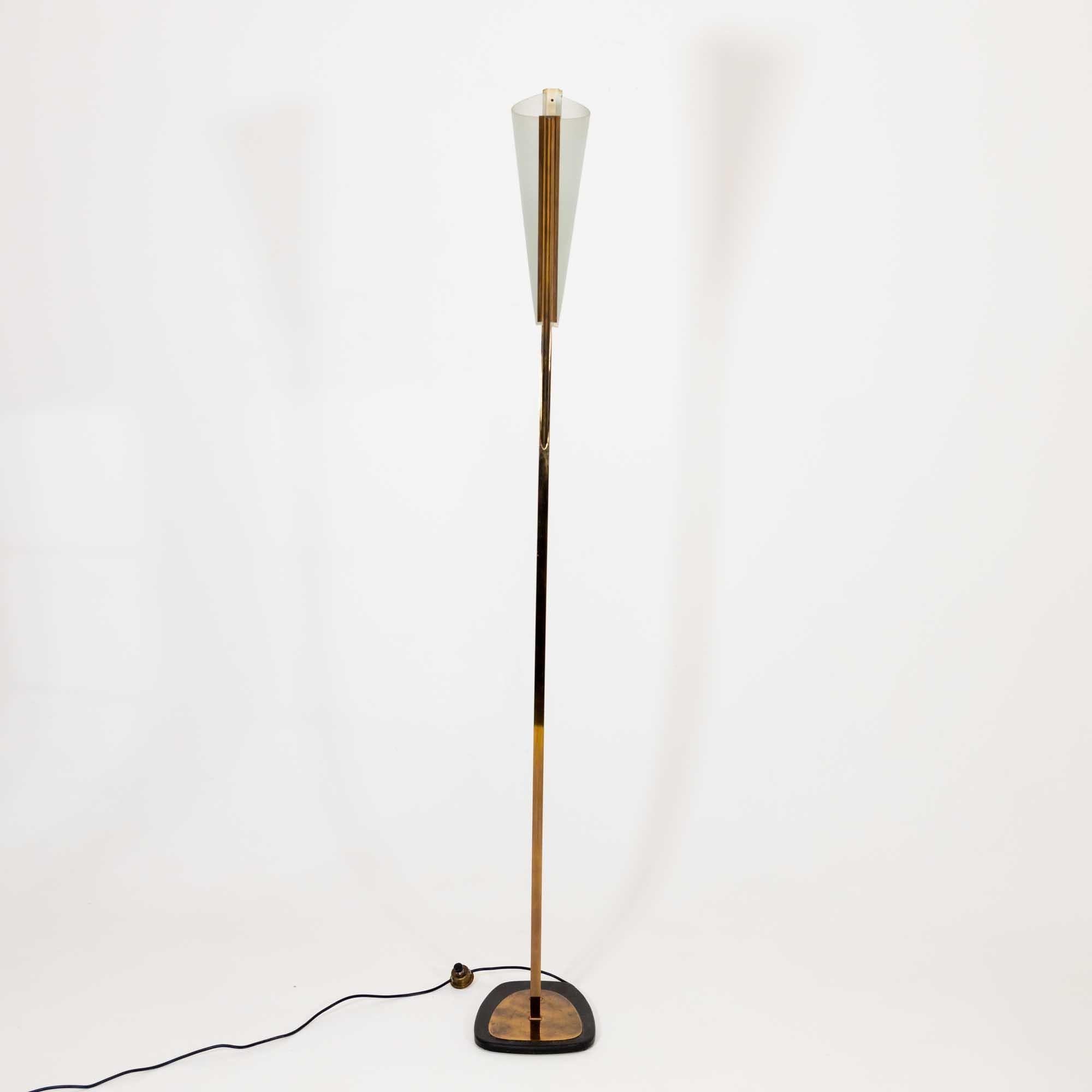 Metal Single Italian Modernist Floor Lamp For Sale