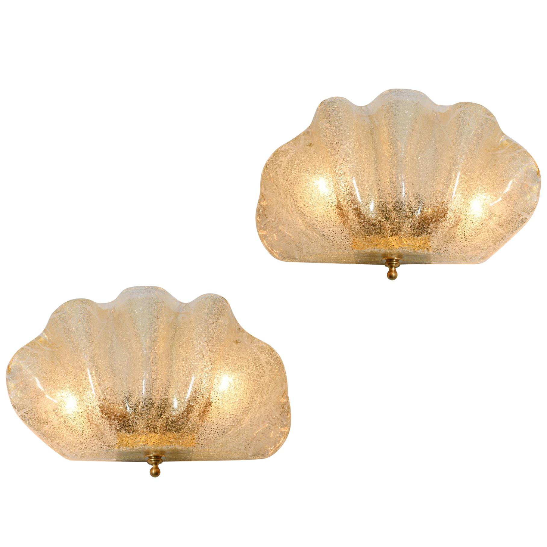 Brass Single Italian Murano gold flecked Clam Shell Wall Light For Sale