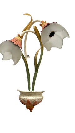 Single Italian Tole Florentine Florence Sconce, vintage 1970s