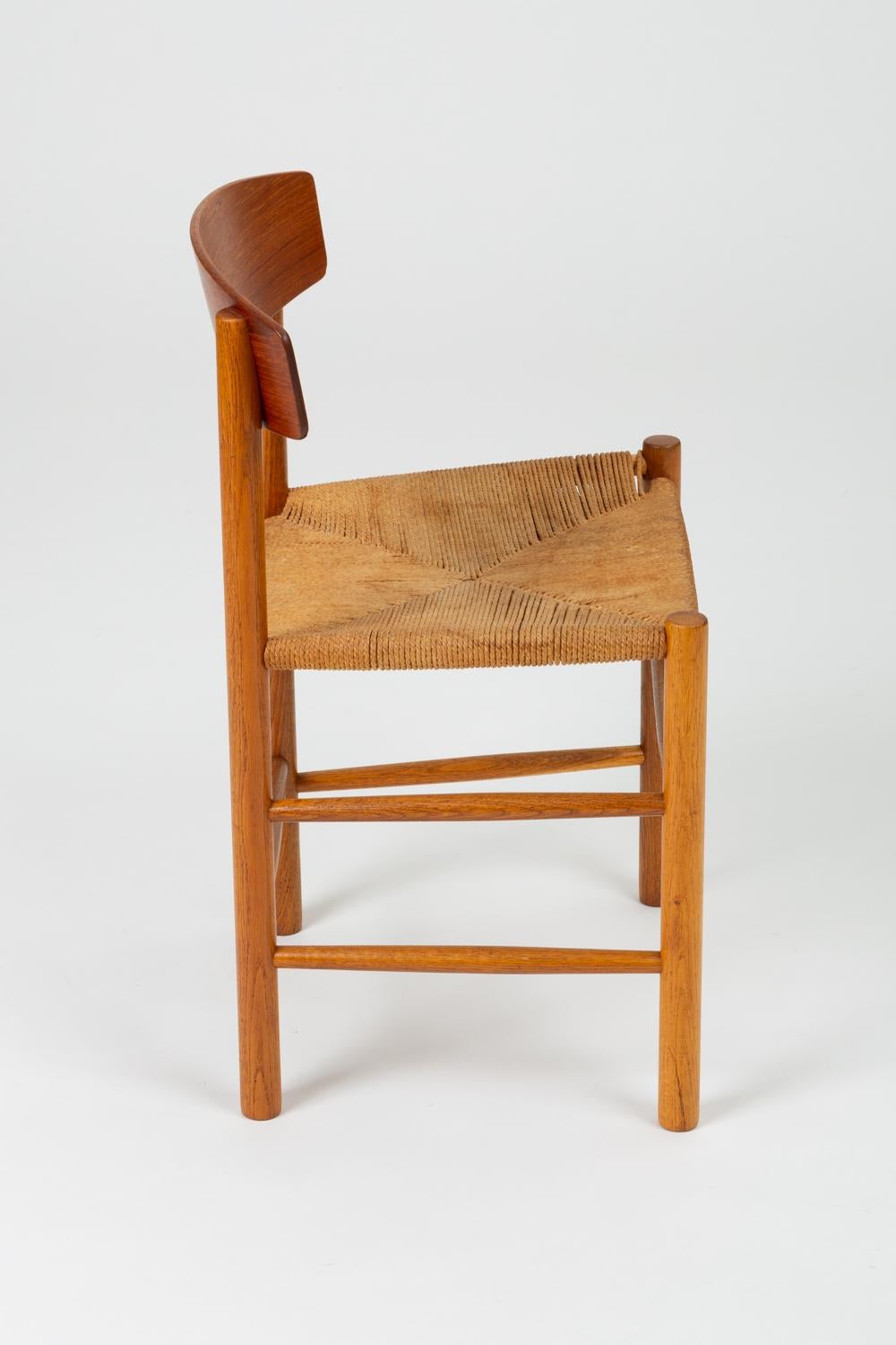 Single J39 Oak Dining or Accent Chair by Børge Mogensen for FDB Møbler 3
