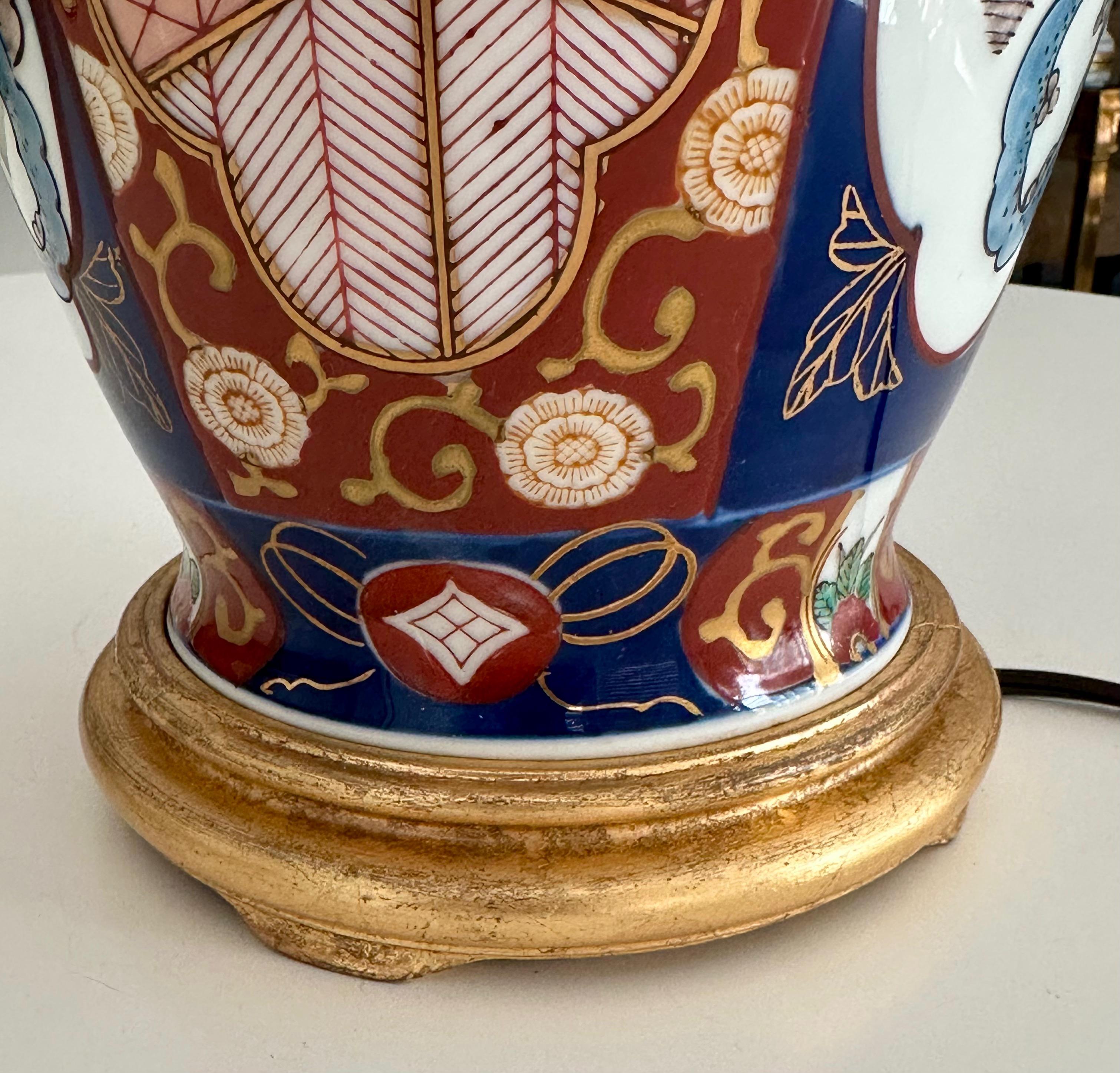 Lampe de table japonaise unique en porcelaine Imari Porcelain asiatique en vente 9