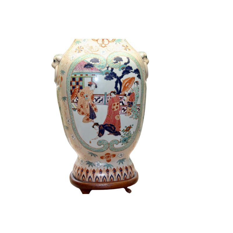 Single Large Chinoiserie Figural Lamp In Good Condition For Sale In Locust Valley, NY