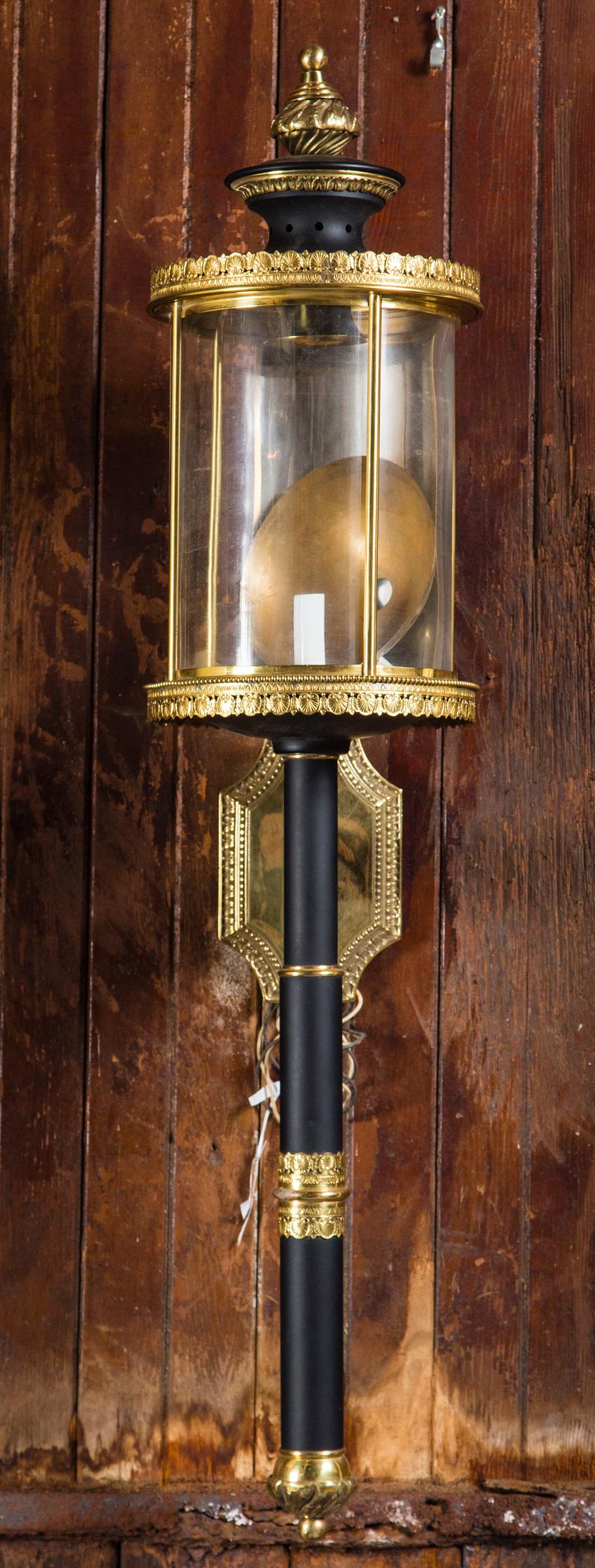Single Large French Wall Lantern or Sconce For Sale 5