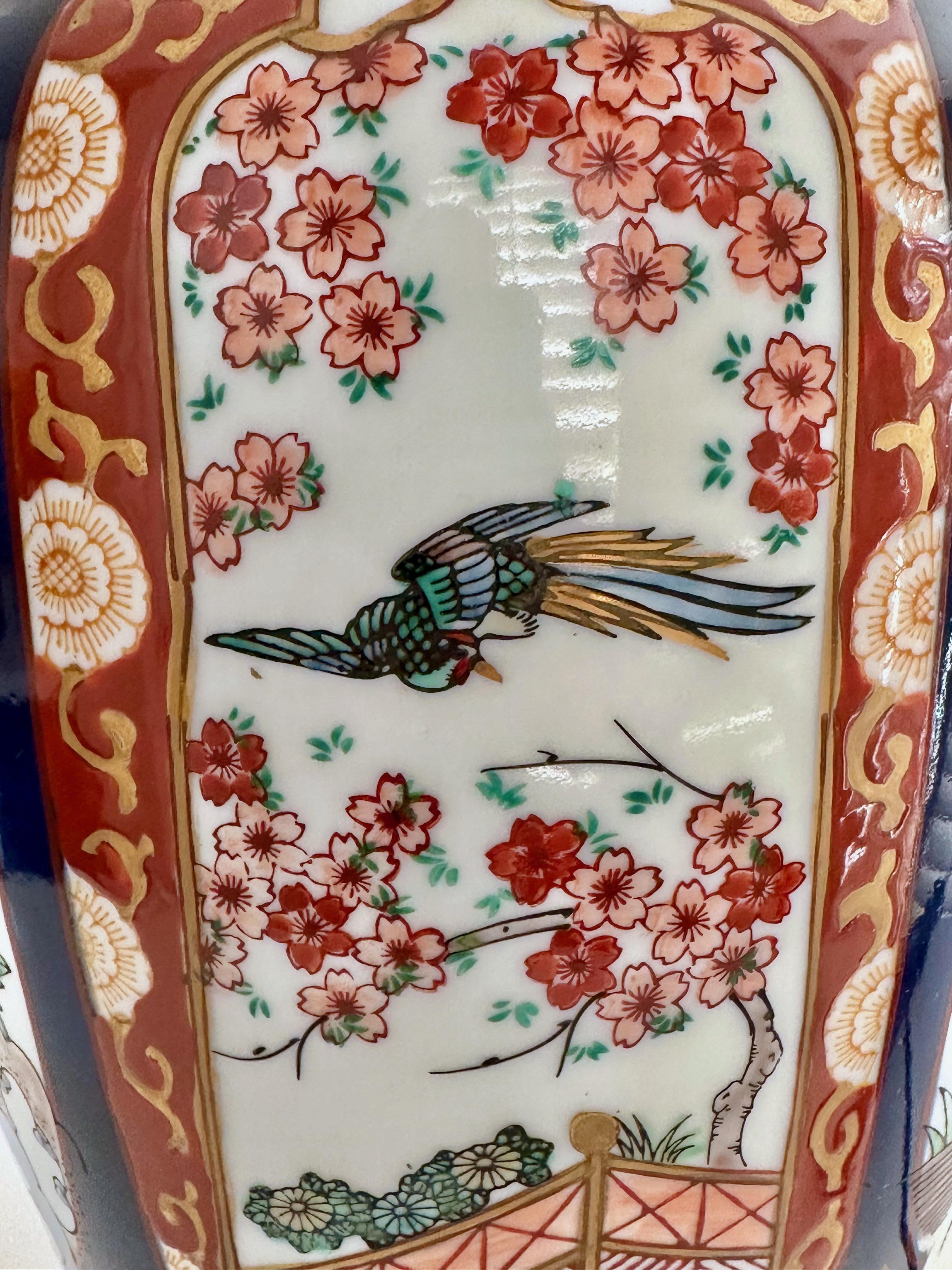 Einzelne große japanische asiatische Imari Porcelain Tischlampe im Angebot 10