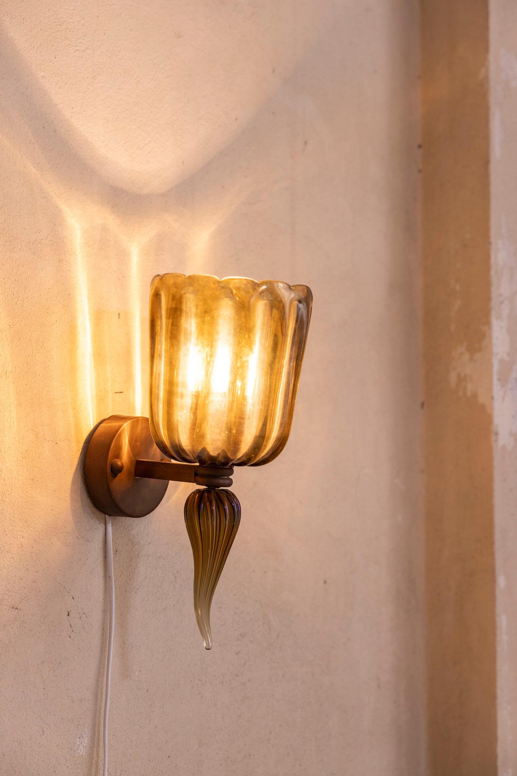Metal Single large Murano sconce by Seguso, Italy 1950 For Sale