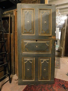 Puerta de una hoja de madera lacada y pintada, Italia
