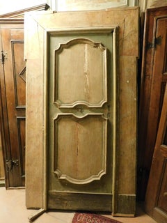 Single-leaf door in lacquered wood complete with frame with fake marble, italy