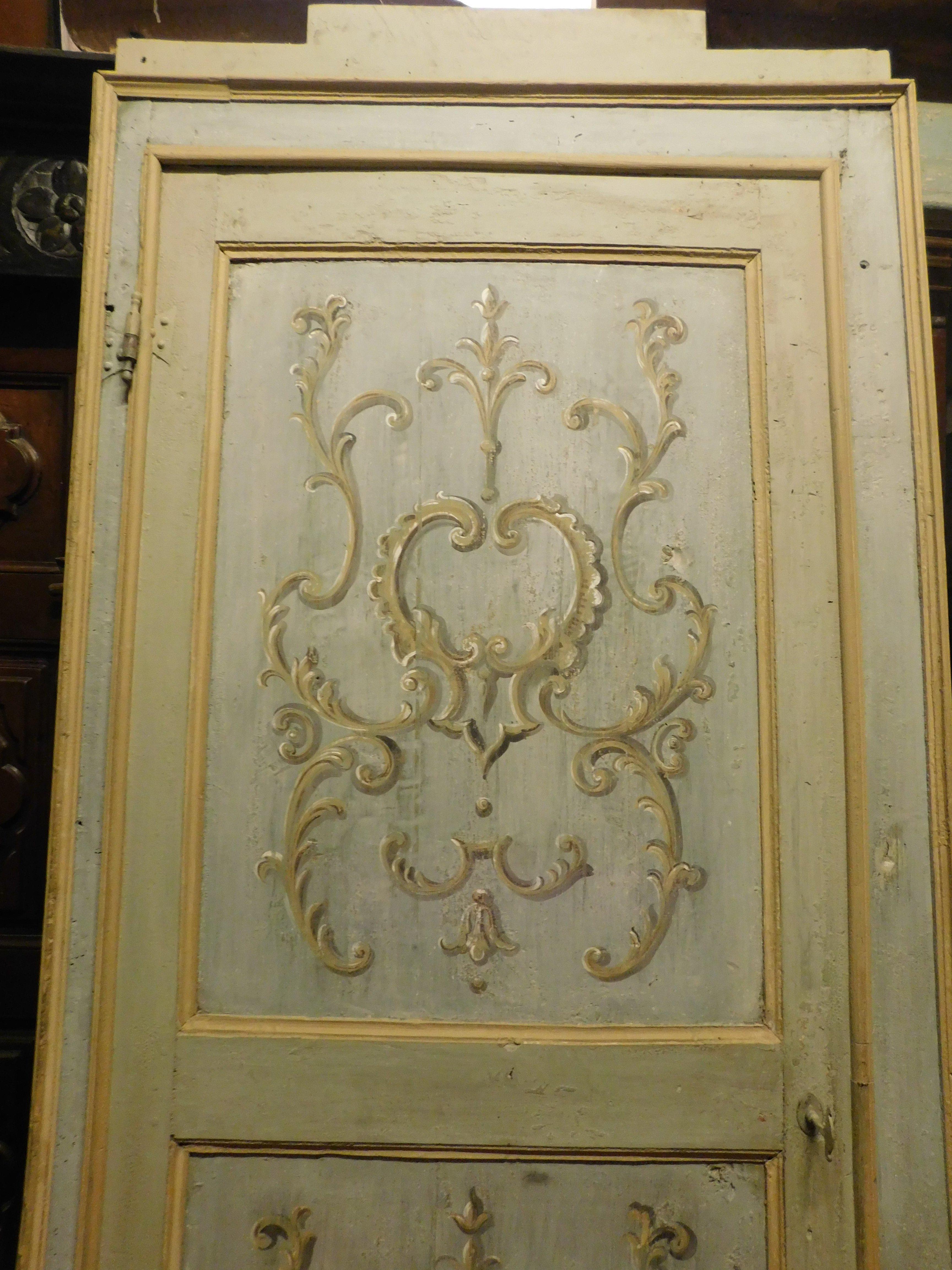 Puerta de una hoja, madera ricamente pintada completa con marco original, Italia Pintado a mano en venta
