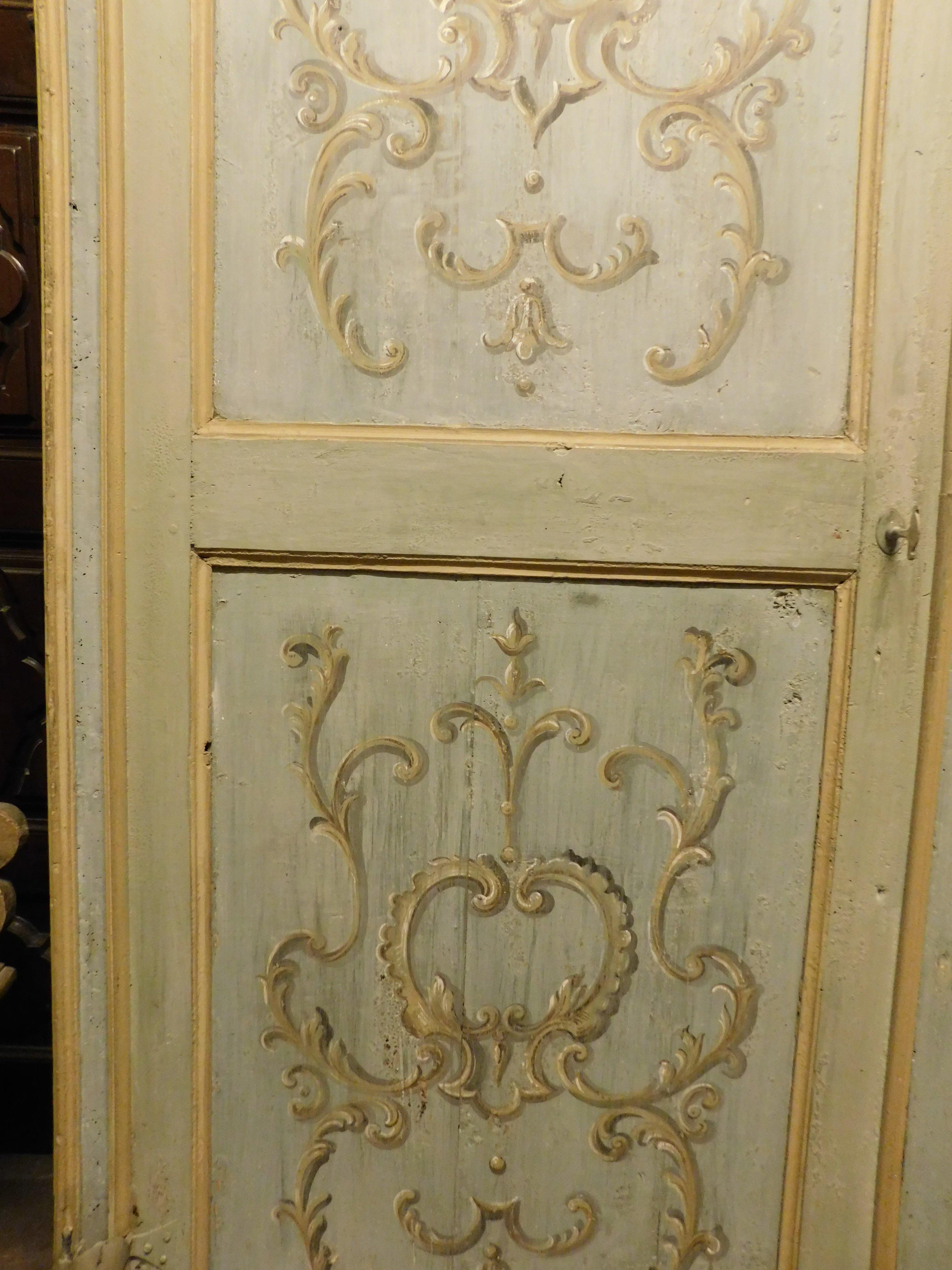 Puerta de una hoja, madera ricamente pintada completa con marco original, Italia en Bueno estado para la venta en Cuneo, Italy (CN)