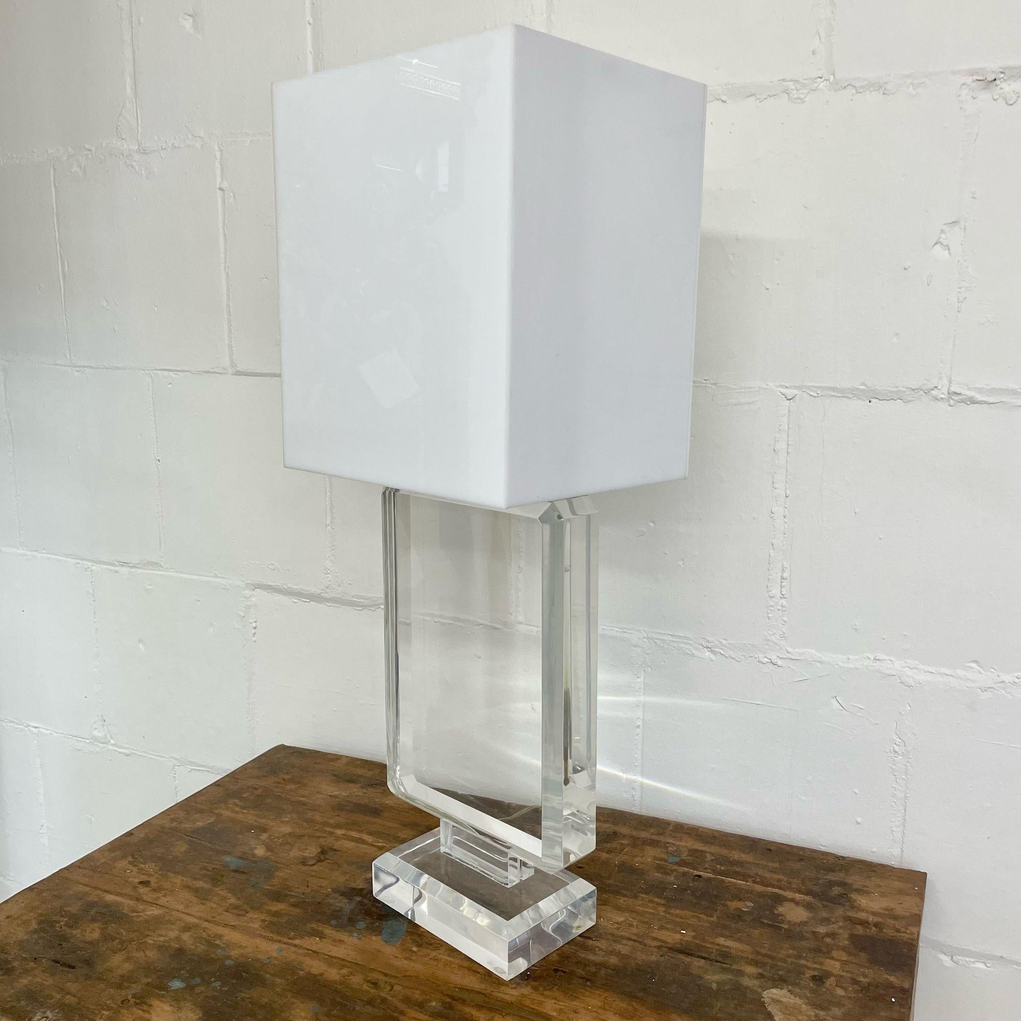 Glass Single Lucite and Brass Mid-Century Modern Art Deco Style Table / Desk Lamp For Sale