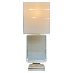 Einzelne Lucite und Messing Mid-Century Modern Art Deco Stil Tisch / Schreibtischlampe