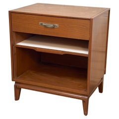 Single Mid-Century End Table w/ Pullout Tray