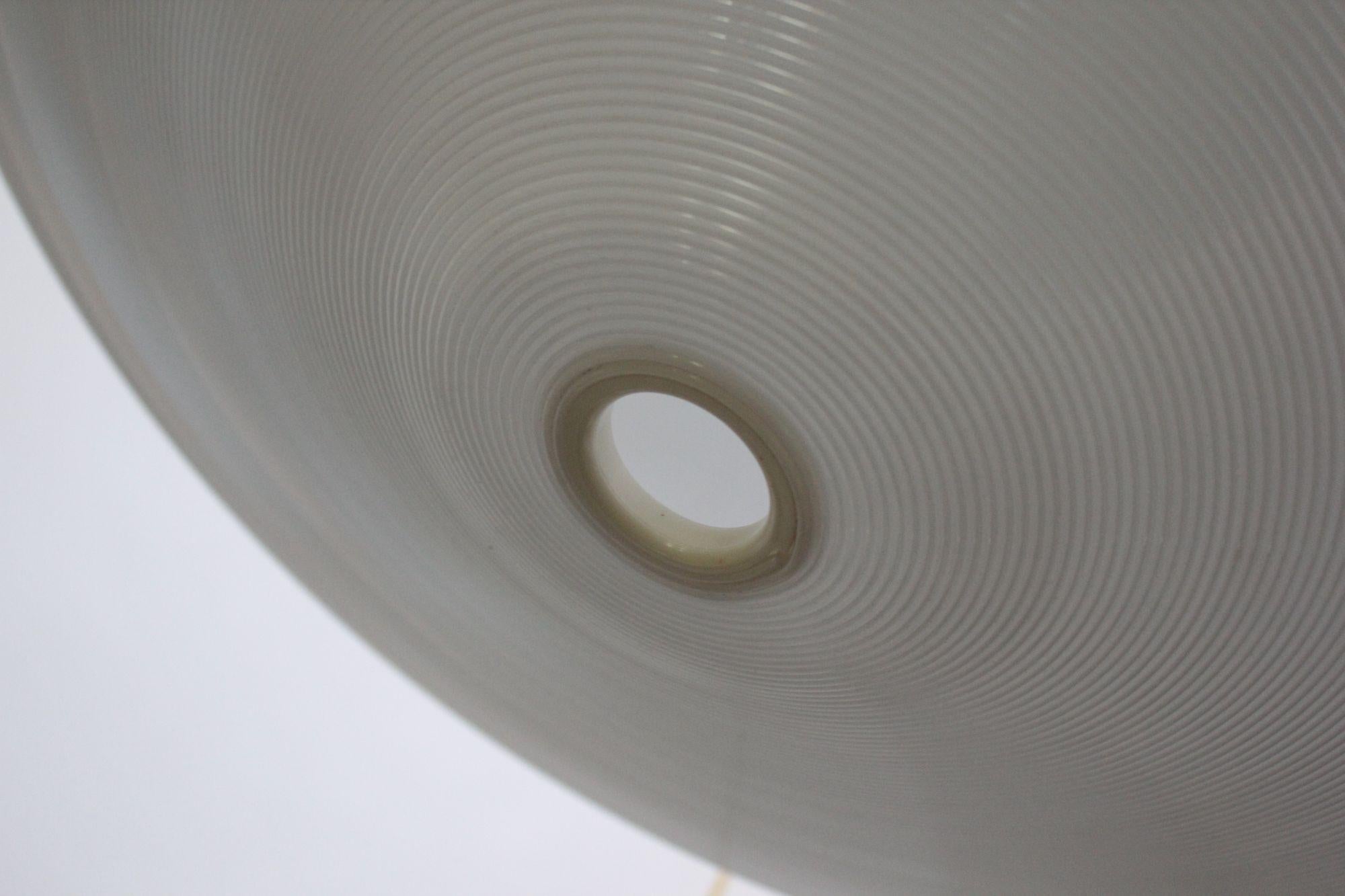 Single Mid-Century Modern Spun Plastic Rotaflex Pendant Lamp by Yasha Heifetz For Sale 4