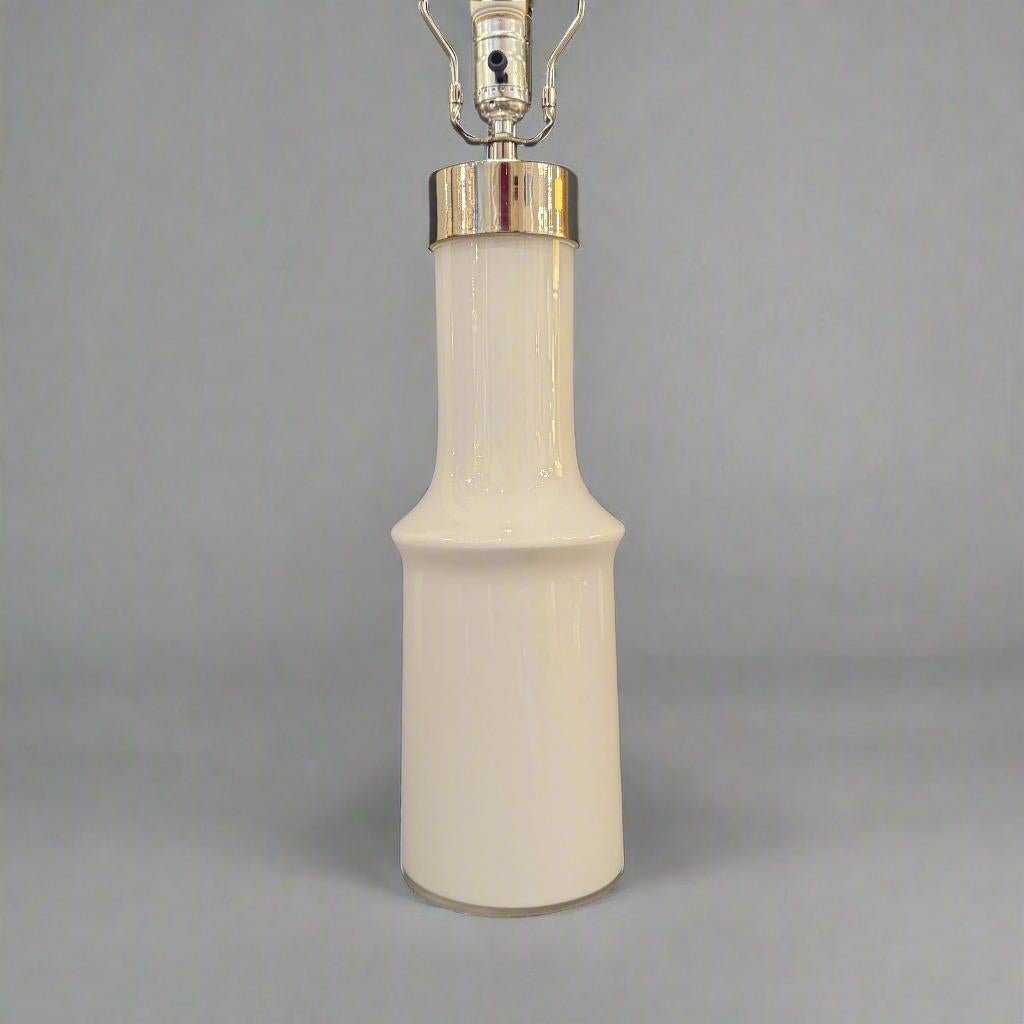 Lampe de table simple moderniste en verre Bon état - En vente à New York, NY