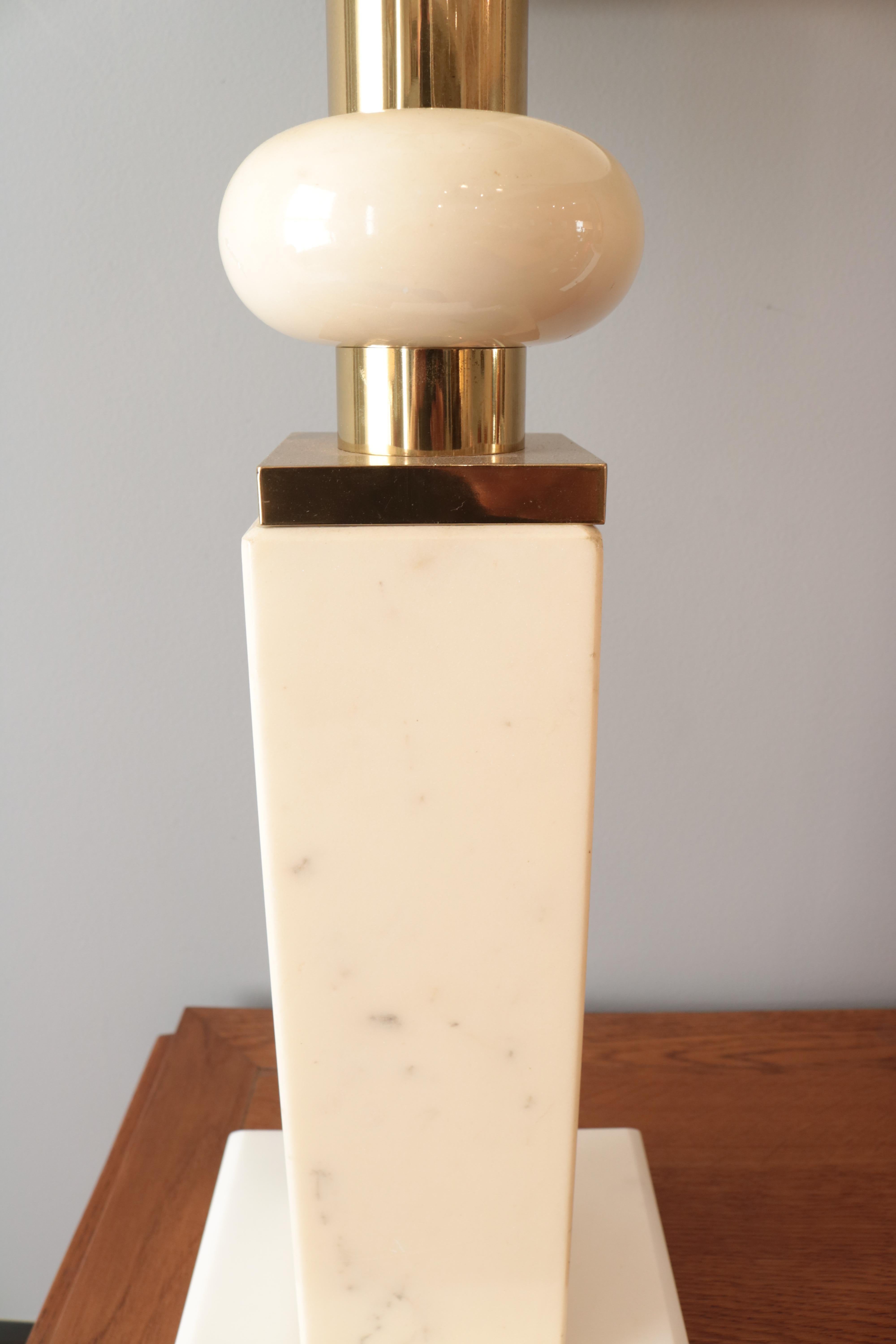 Single Modernist Table Lamp In Good Condition For Sale In New York, NY