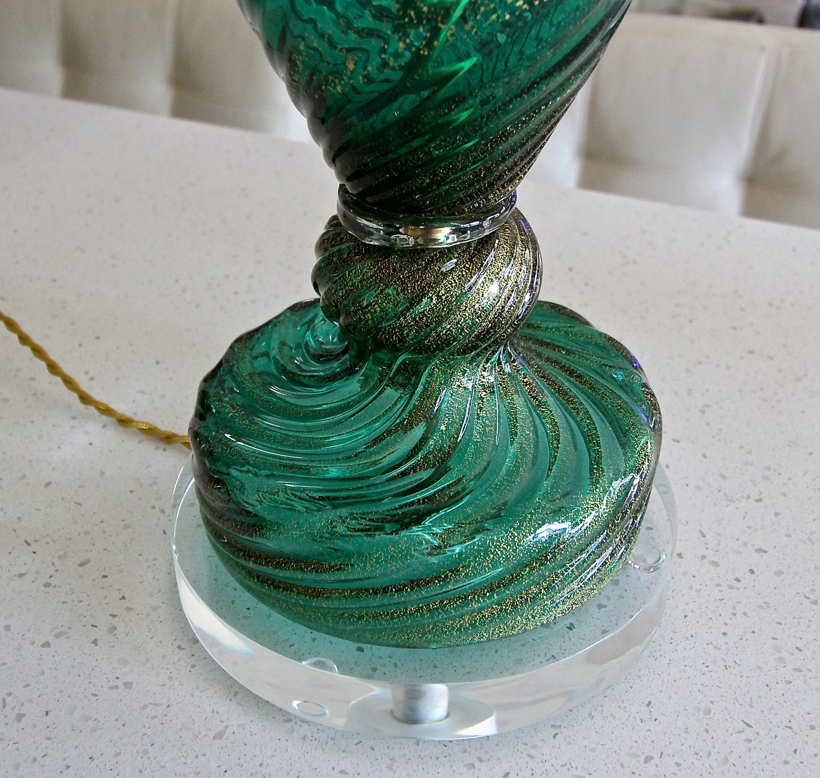 Single Murano Barovier Emerald Green and Gold Glass Table Lamp For Sale 6