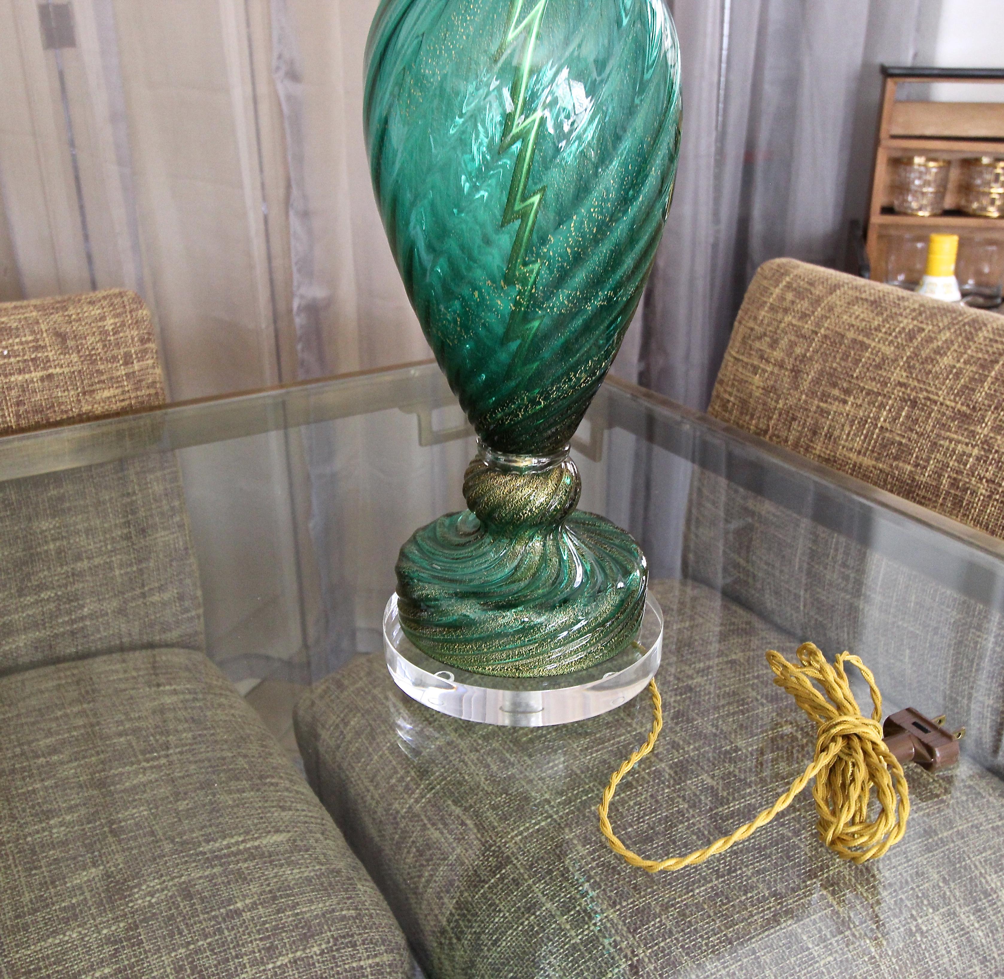 Brass Single Murano Barovier Emerald Green and Gold Glass Table Lamp For Sale