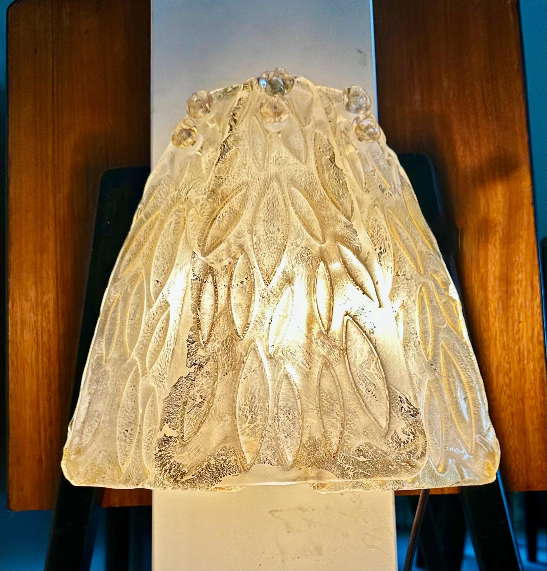 Single Murano Glass Clear & Gold Leaf Wall Sconce For Sale 8