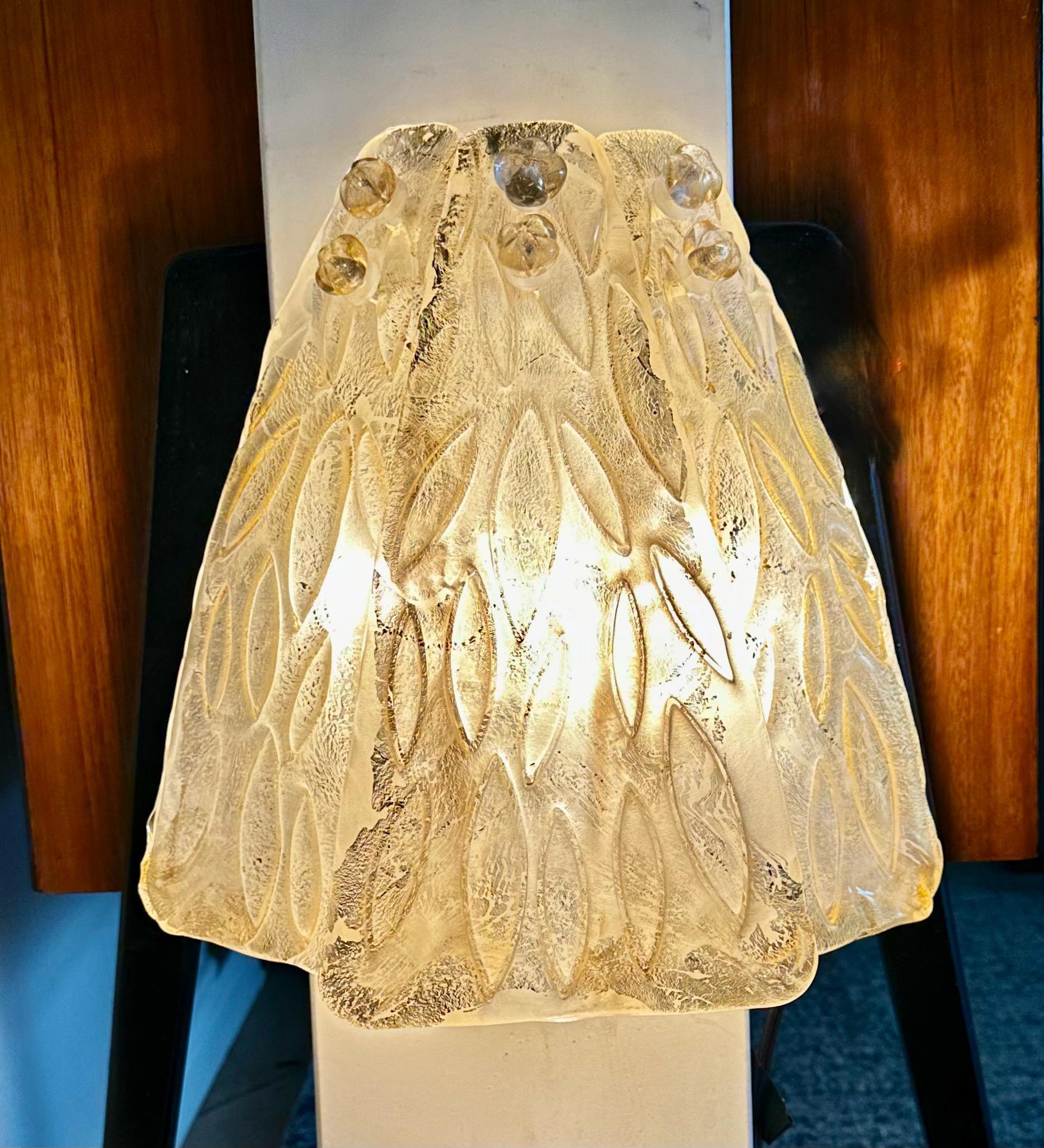 Single Murano Glass Clear & Gold Leaf Wall Sconce For Sale 9