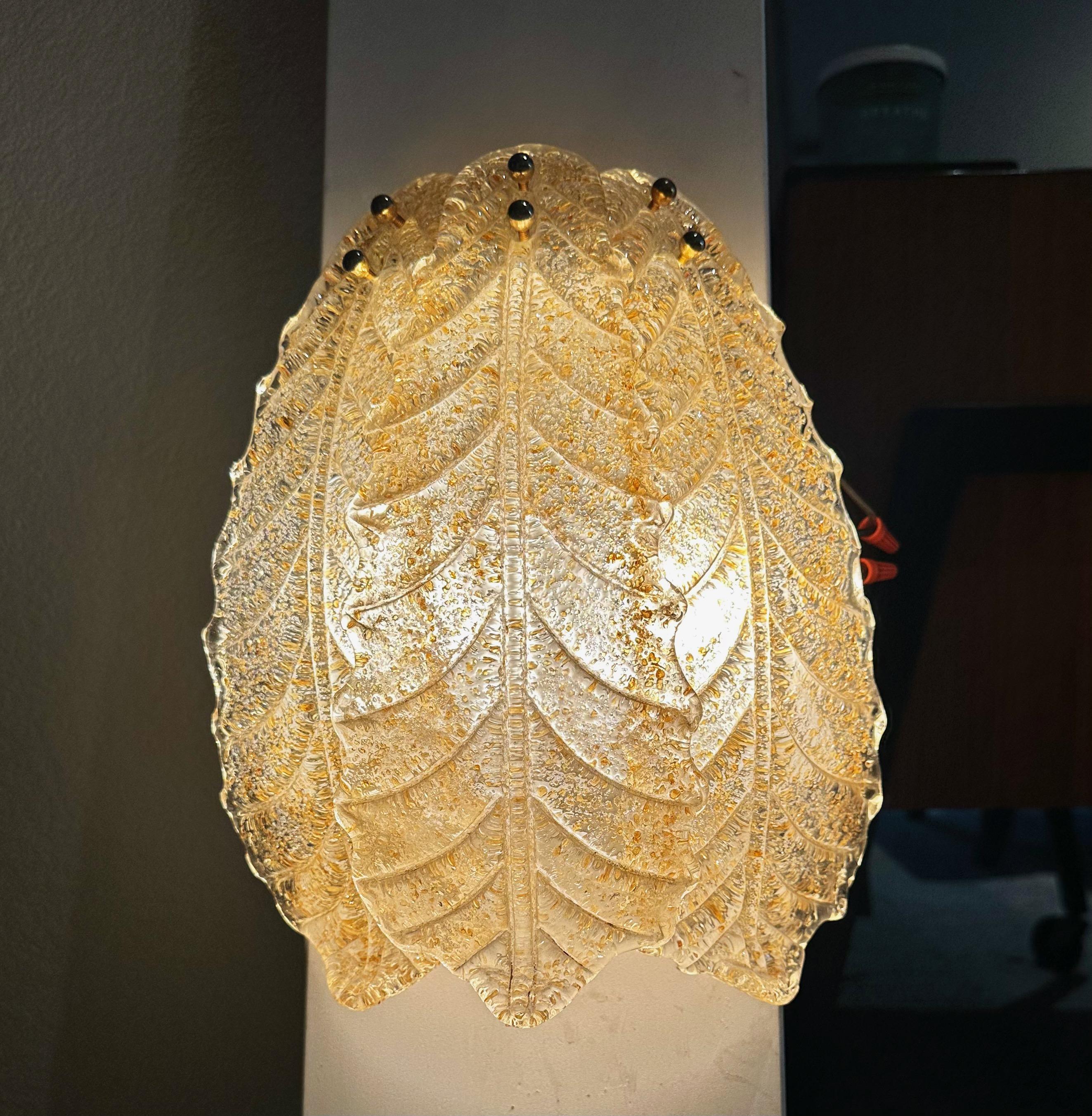 Single Murano Glass Clear & Gold Leaf Wall Sconce For Sale 1