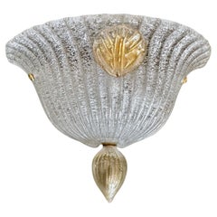 Single Murano Glass Fluted Leaf Wall Sconce