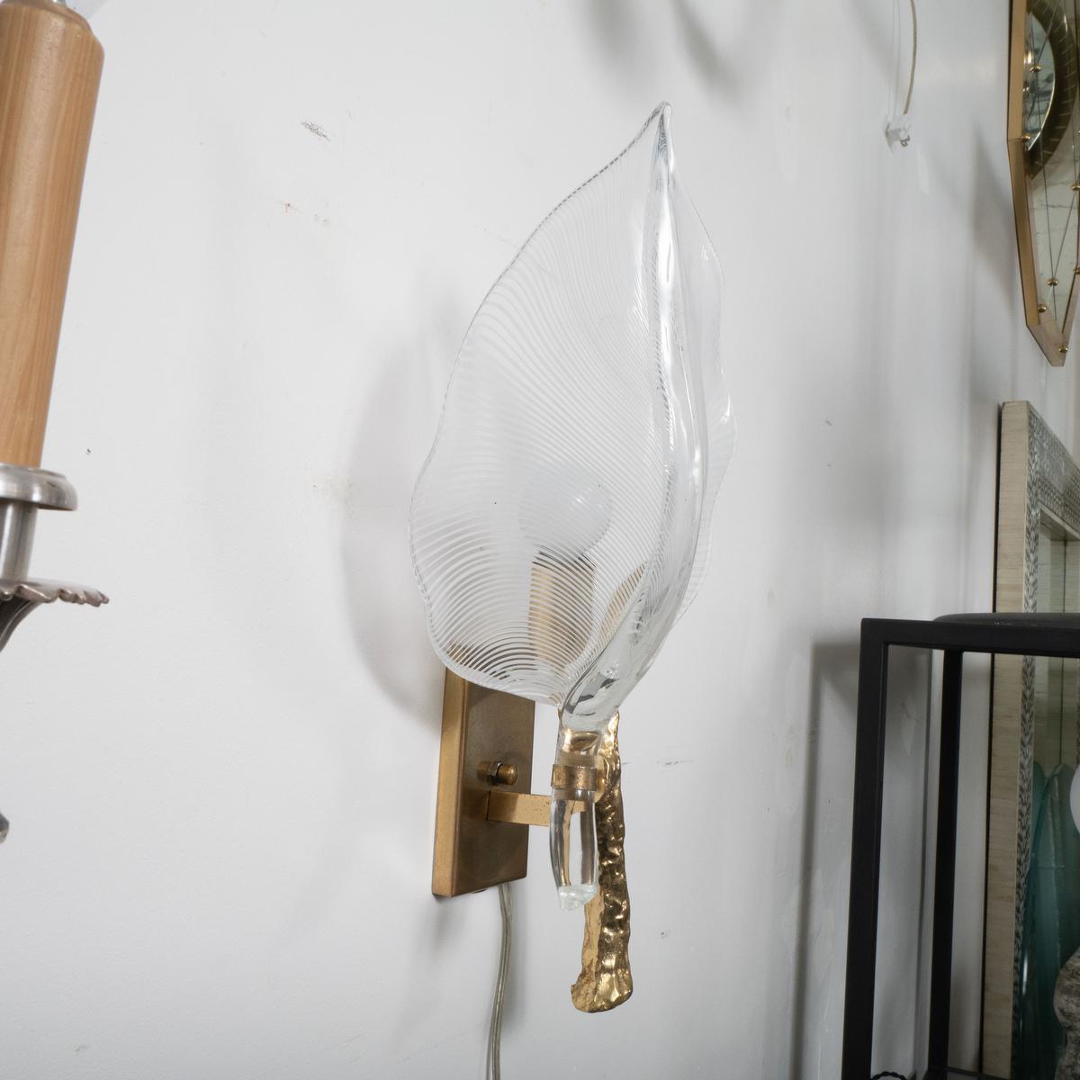 Mid-Century Modern Single Murano glass leaf sconce For Sale