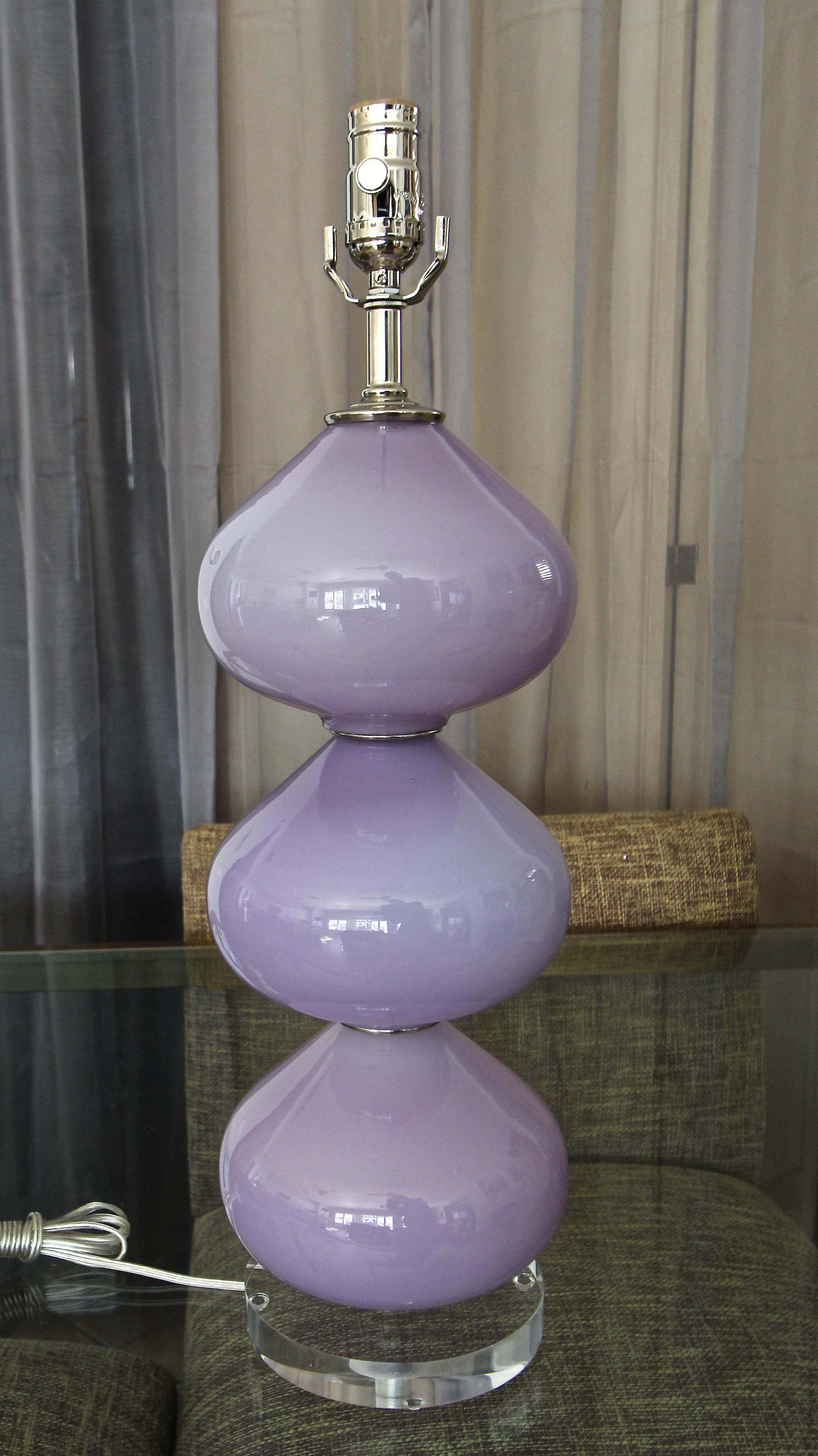 Late 20th Century Single Murano Italian Lavender Stacked Ball Table Lamp