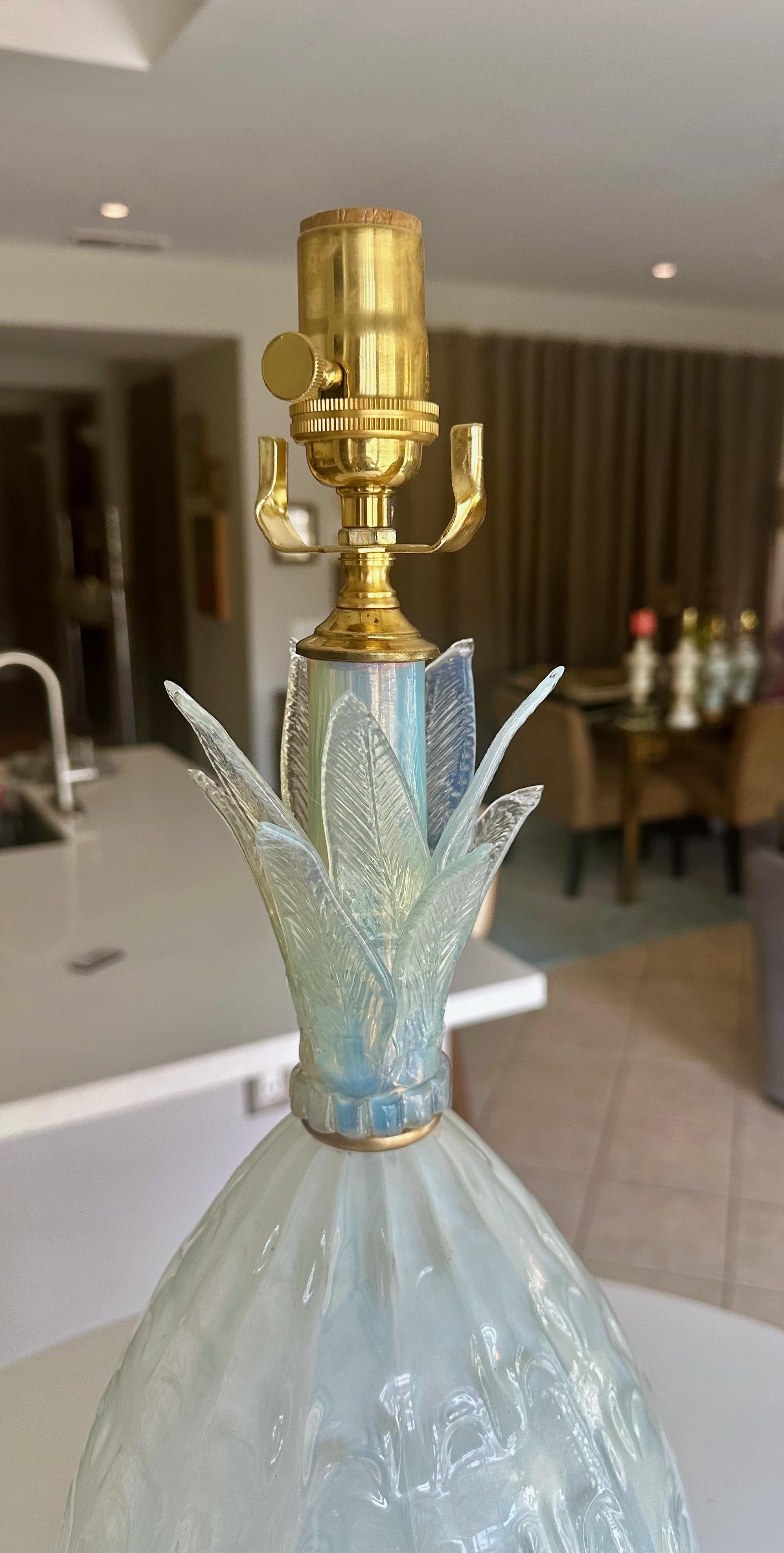 Single Murano Italian Pineapple Opalescent Table Lamp For Sale 2
