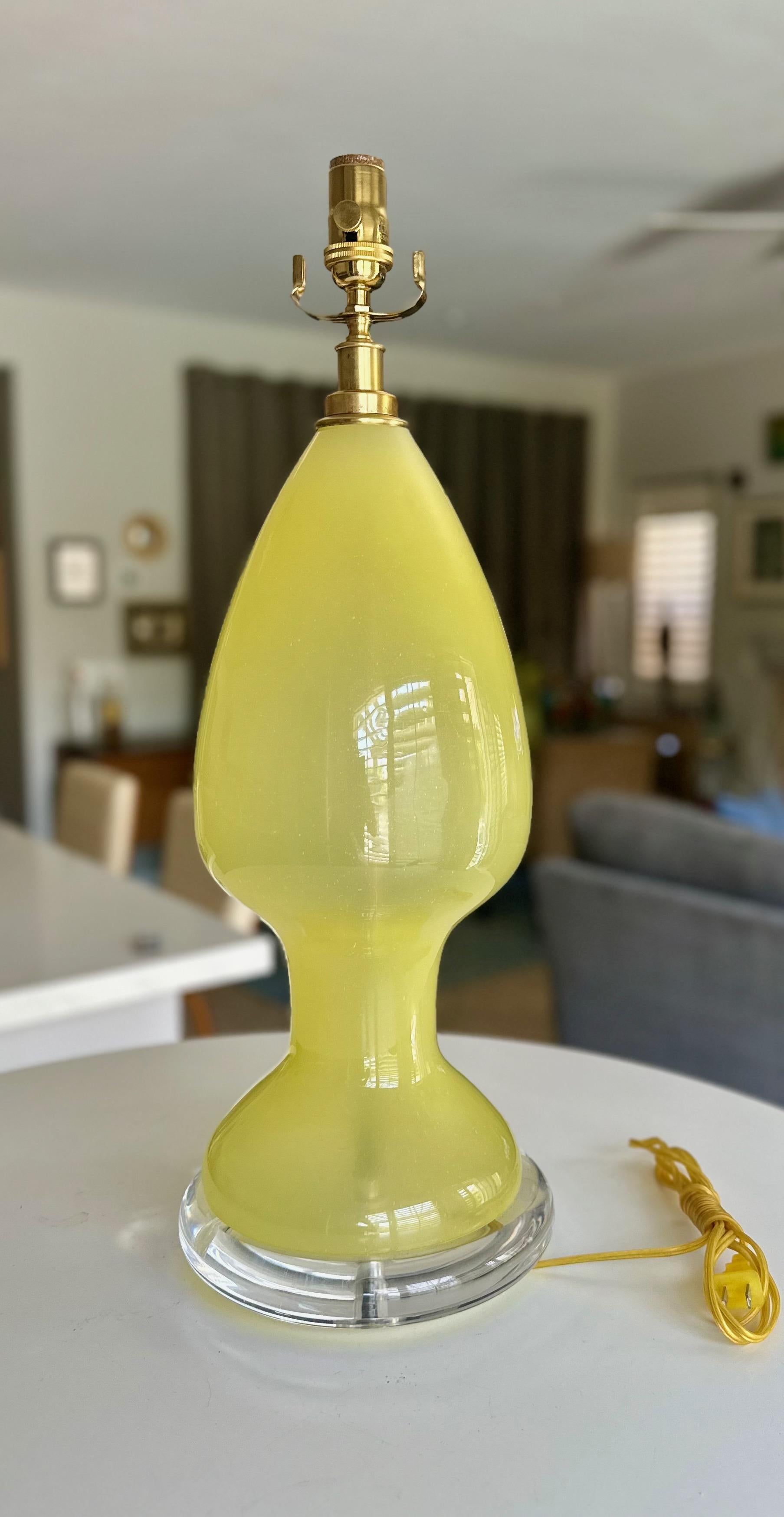 Single Murano Matte Yellow Table Lamp For Sale 7
