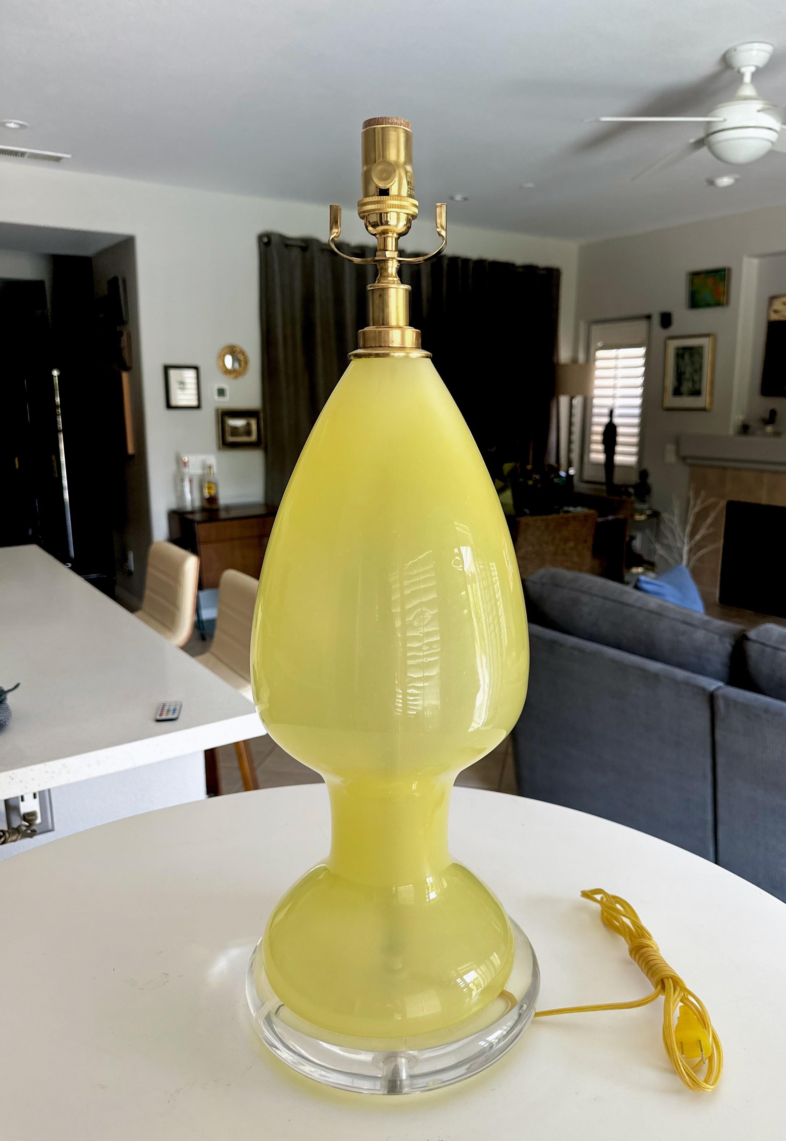 Mid-20th Century Single Murano Matte Yellow Table Lamp For Sale