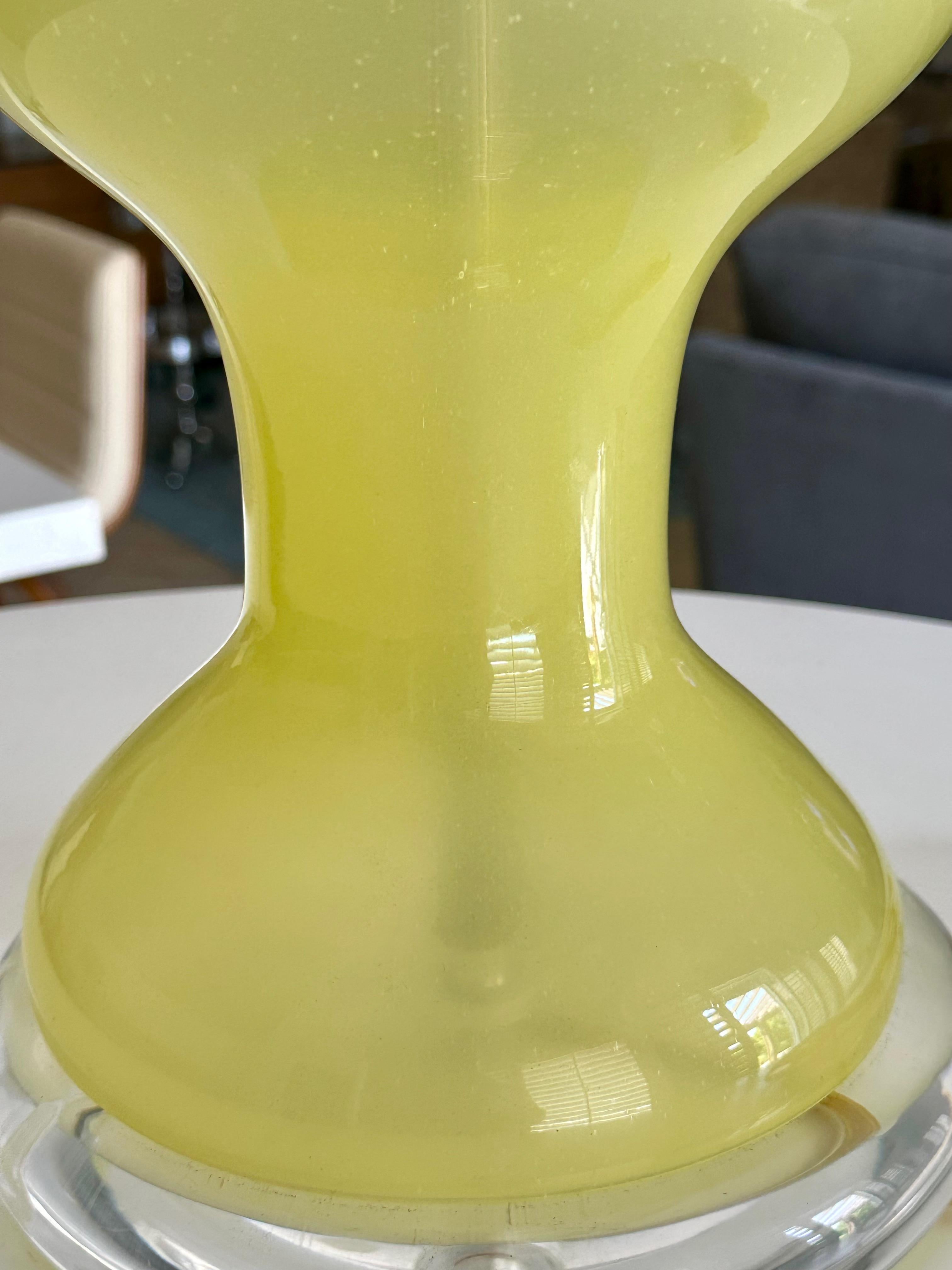 Single Murano Matte Yellow Table Lamp For Sale 1