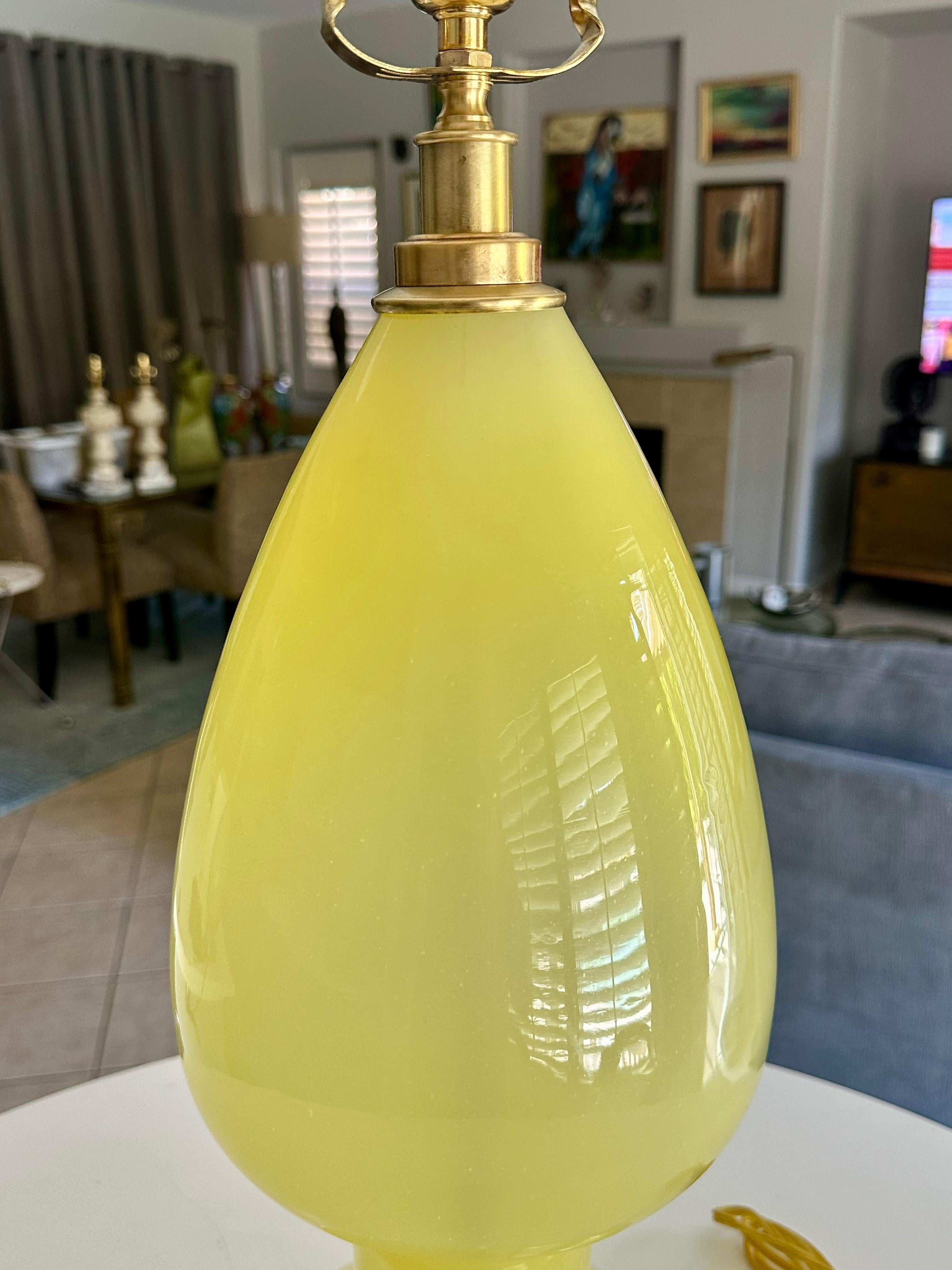 Single Murano Matte Yellow Table Lamp For Sale 3