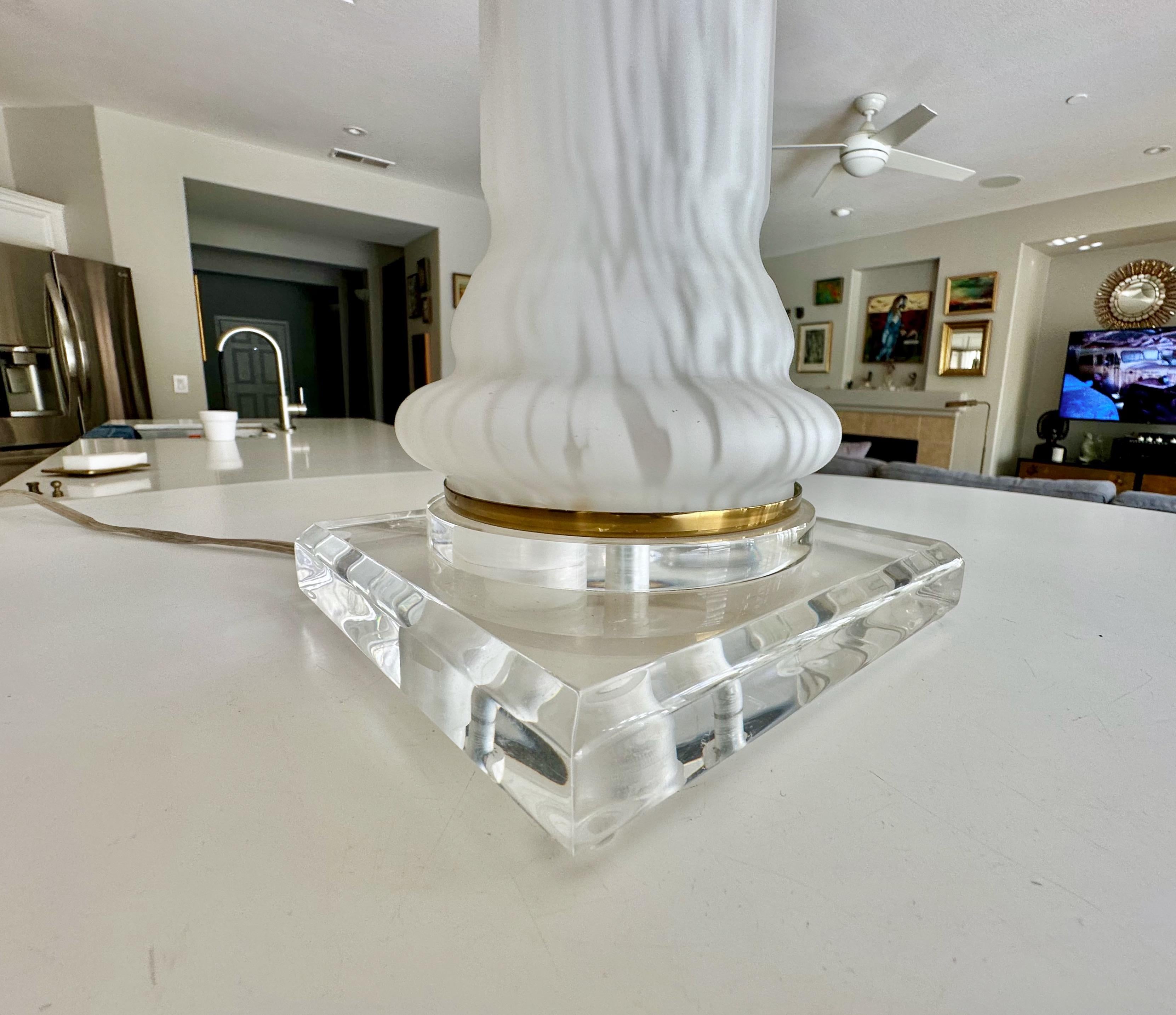 Brass Single Murano Mazzega Splatter White & Clear Table Lamp For Sale