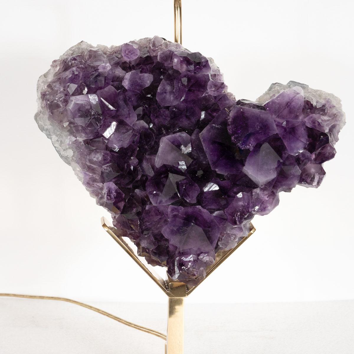 Single Natural Amethyst Fragment Table Lamp In New Condition For Sale In Tarrytown, NY