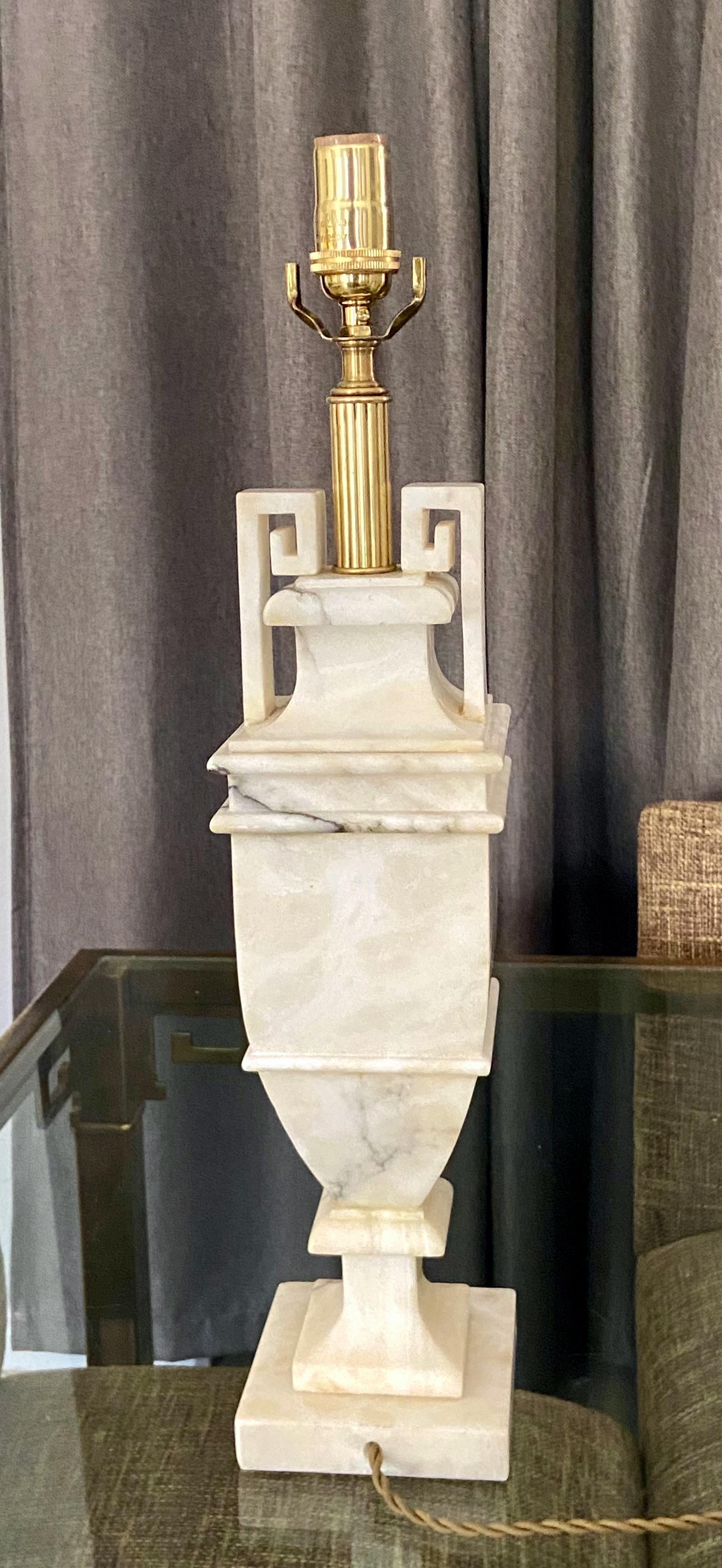 Single Neoclassic Greek Key Alabaster Table Lamp For Sale 1