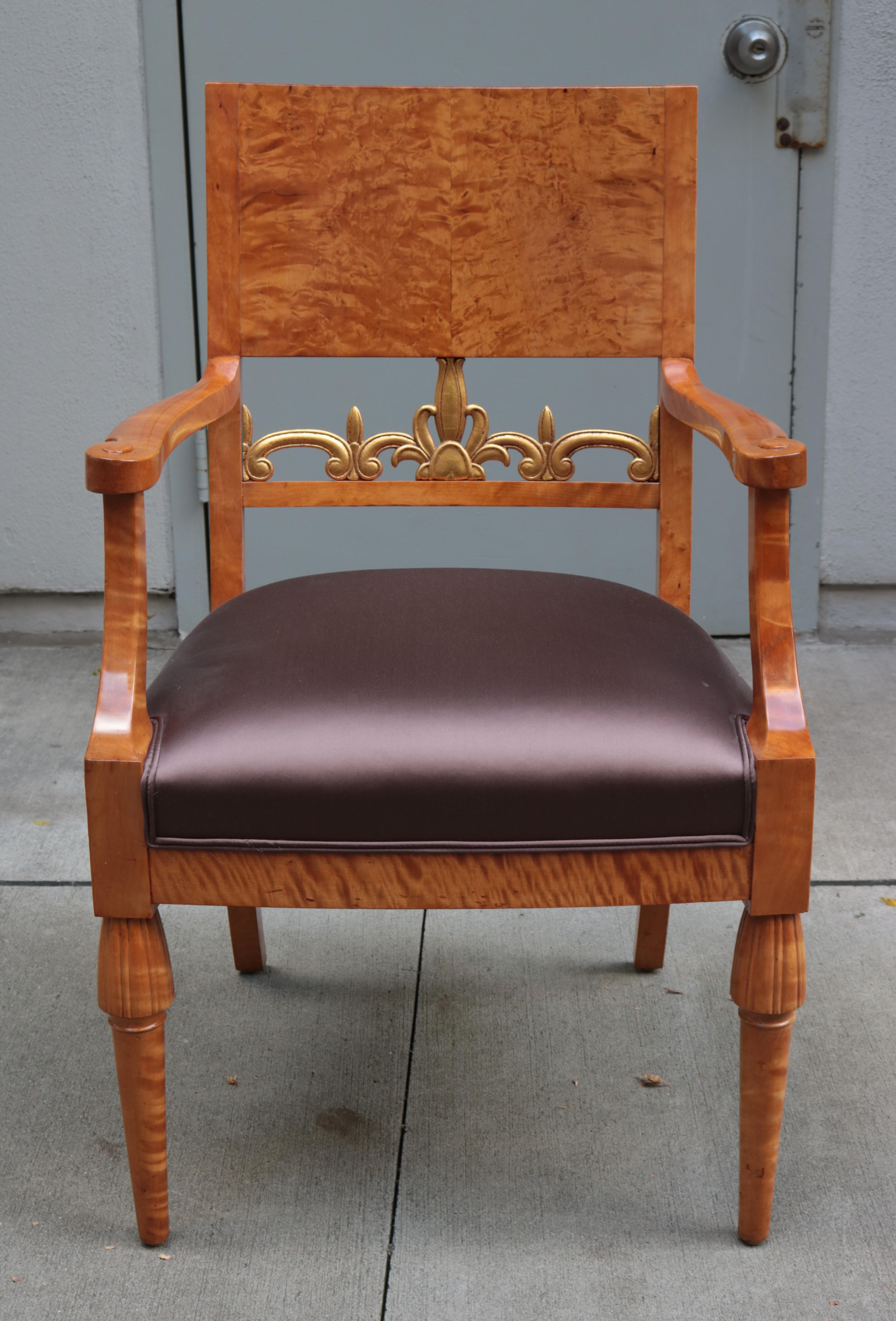 Single Neoclassical Armchair In Good Condition For Sale In New York, NY