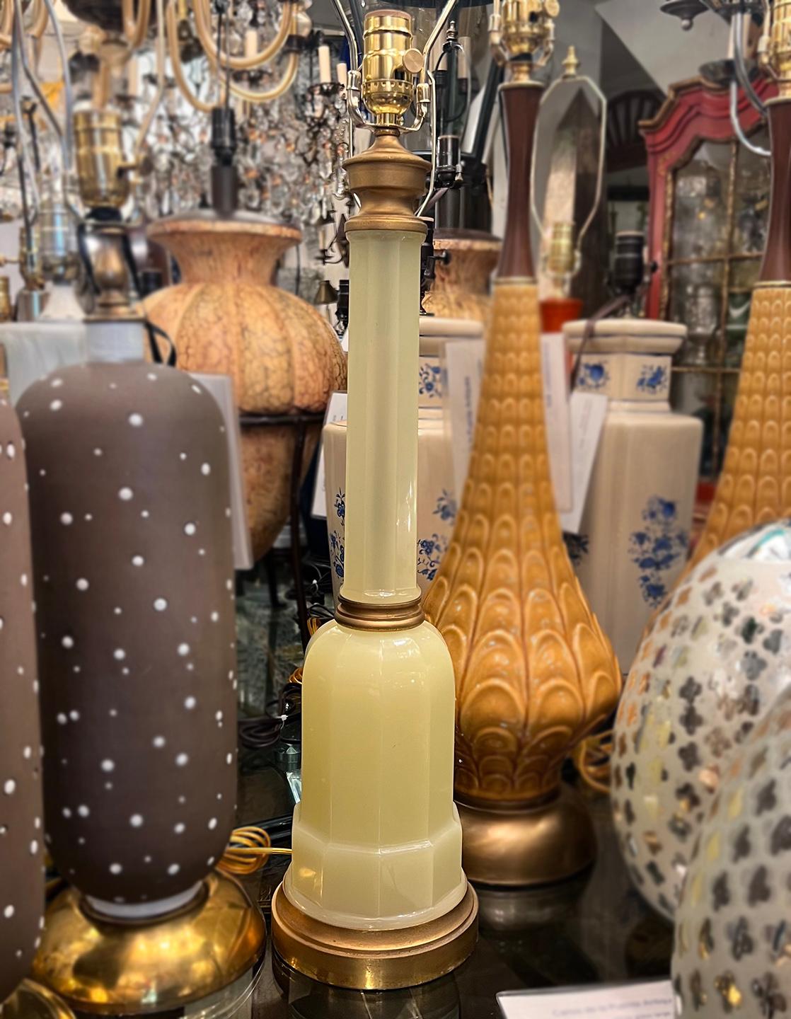 Early 20th Century Single Opaline Glass Table Lamp For Sale