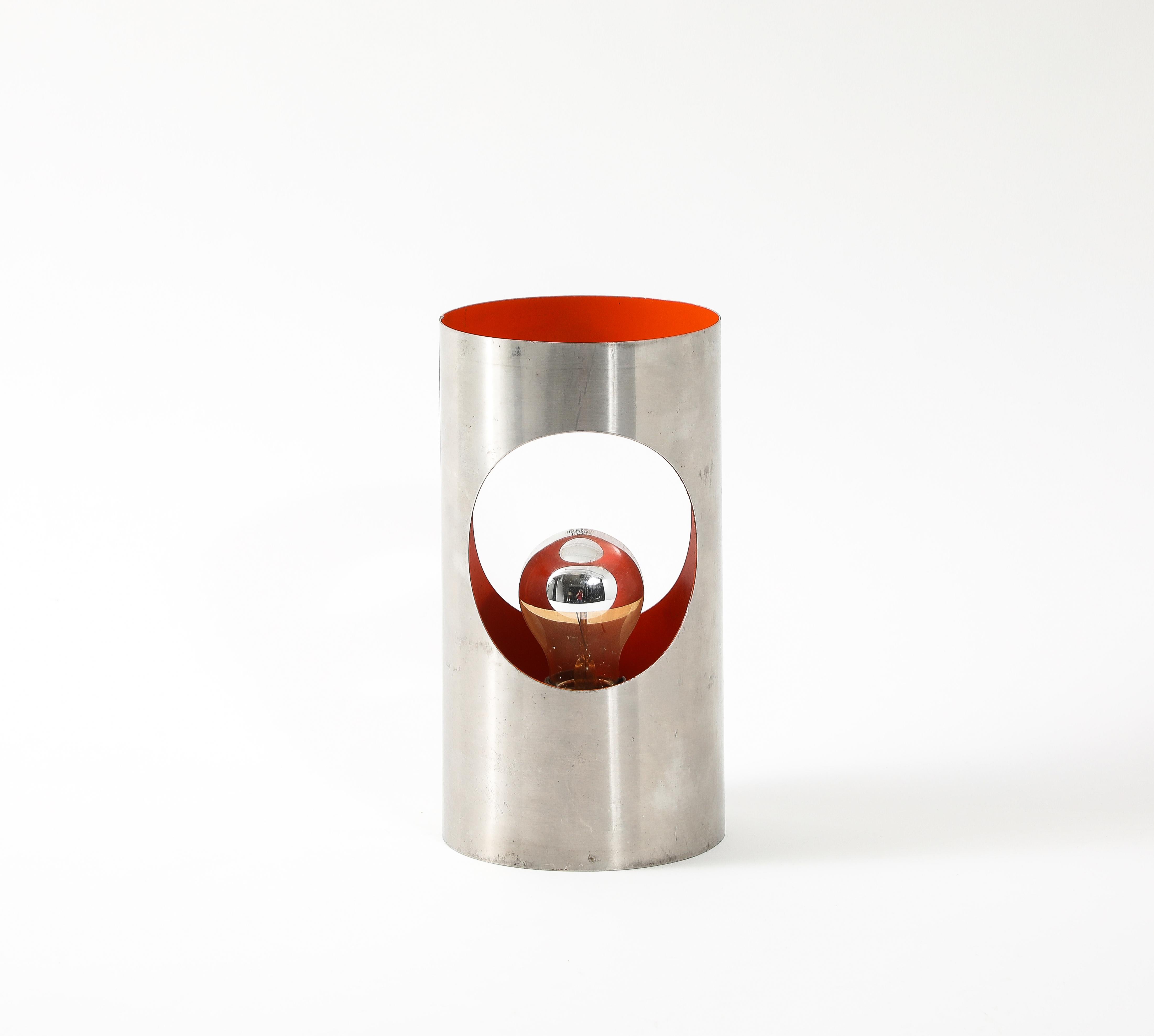 XX secolo Sconce singole a cilindro arancione rosso A Space Age, Francia, anni '70 in vendita