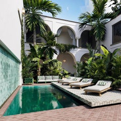 Single Outdoor Daybed, Natural Teak, Sand-Coloured Fabric.