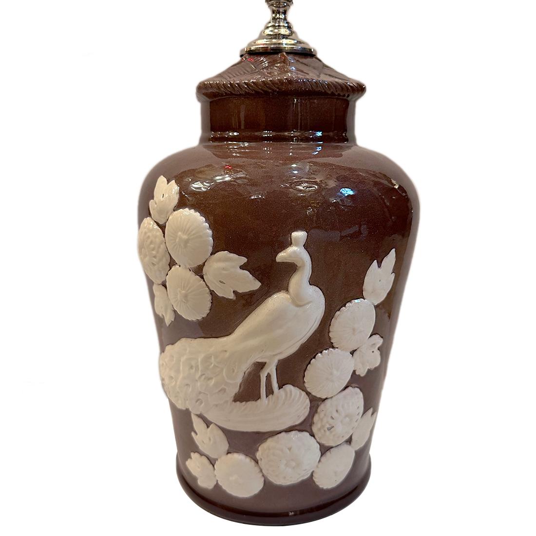 A Circa 1960's French Vintage porcelain table lamp.

Measurements:
Height of body: 15
