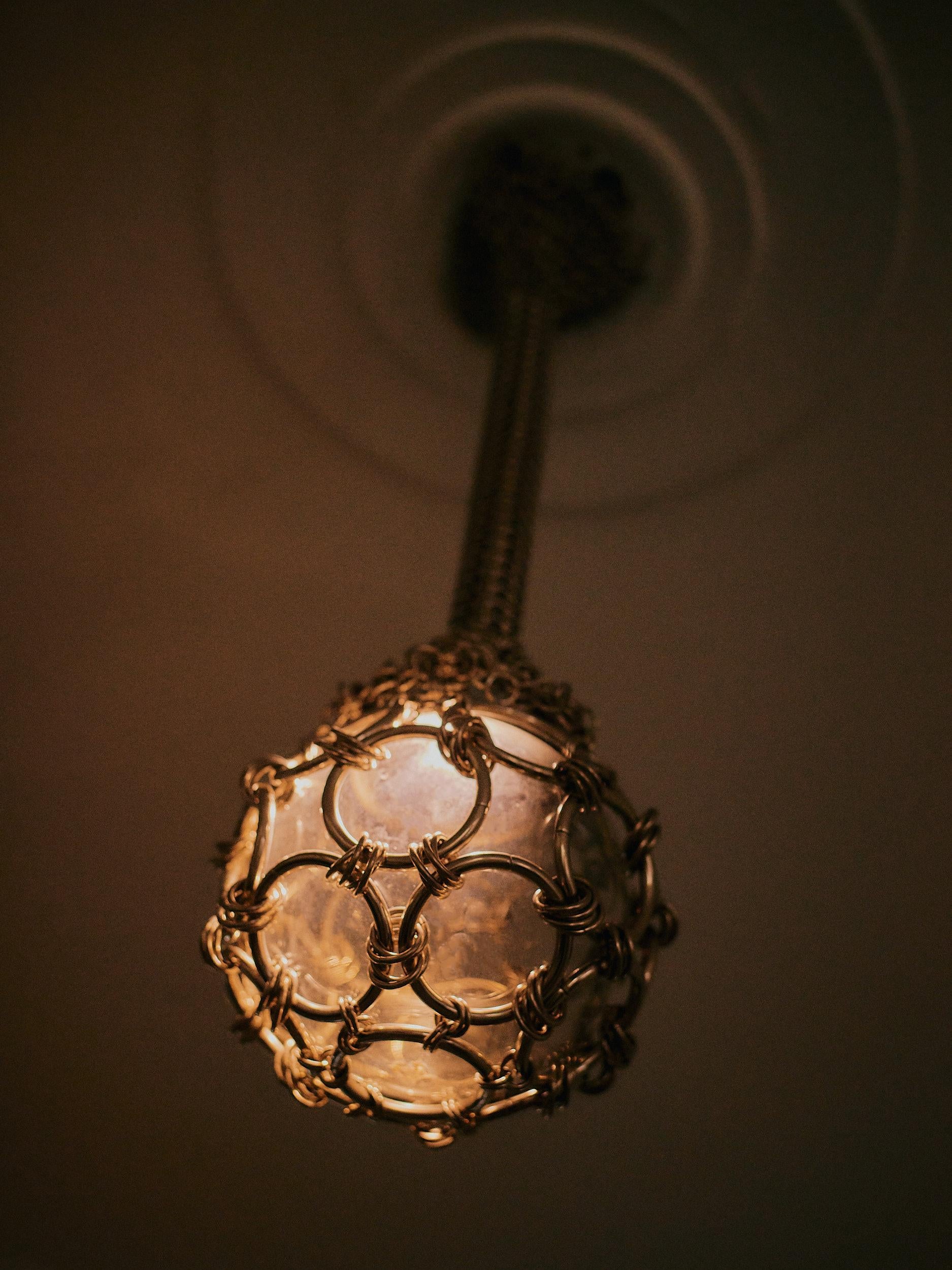 Single-Pendant Chainmail Droplet Sculptural Chandelier 80 cm For Sale 1