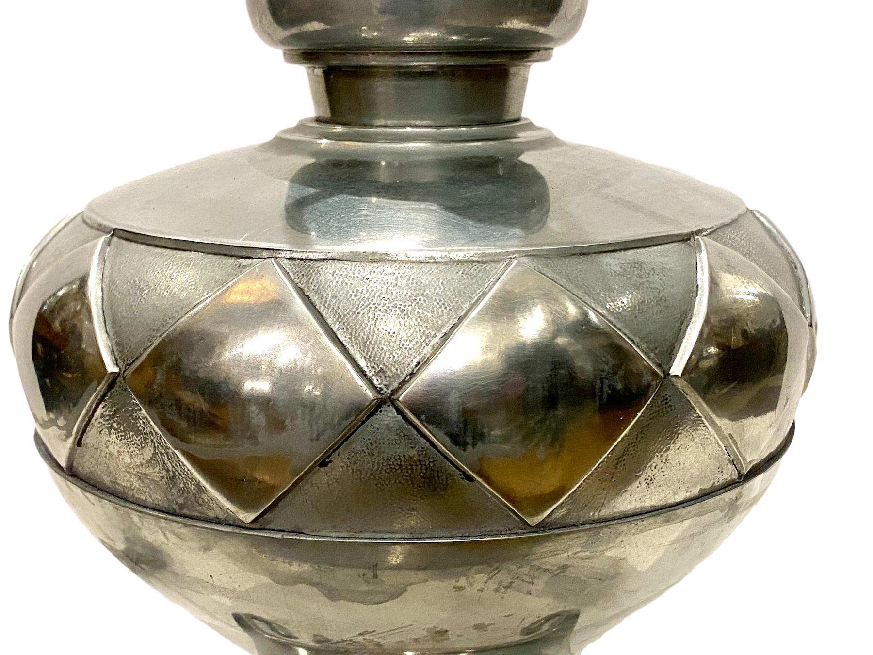 Single Pewter Table Lamp In Good Condition In New York, NY