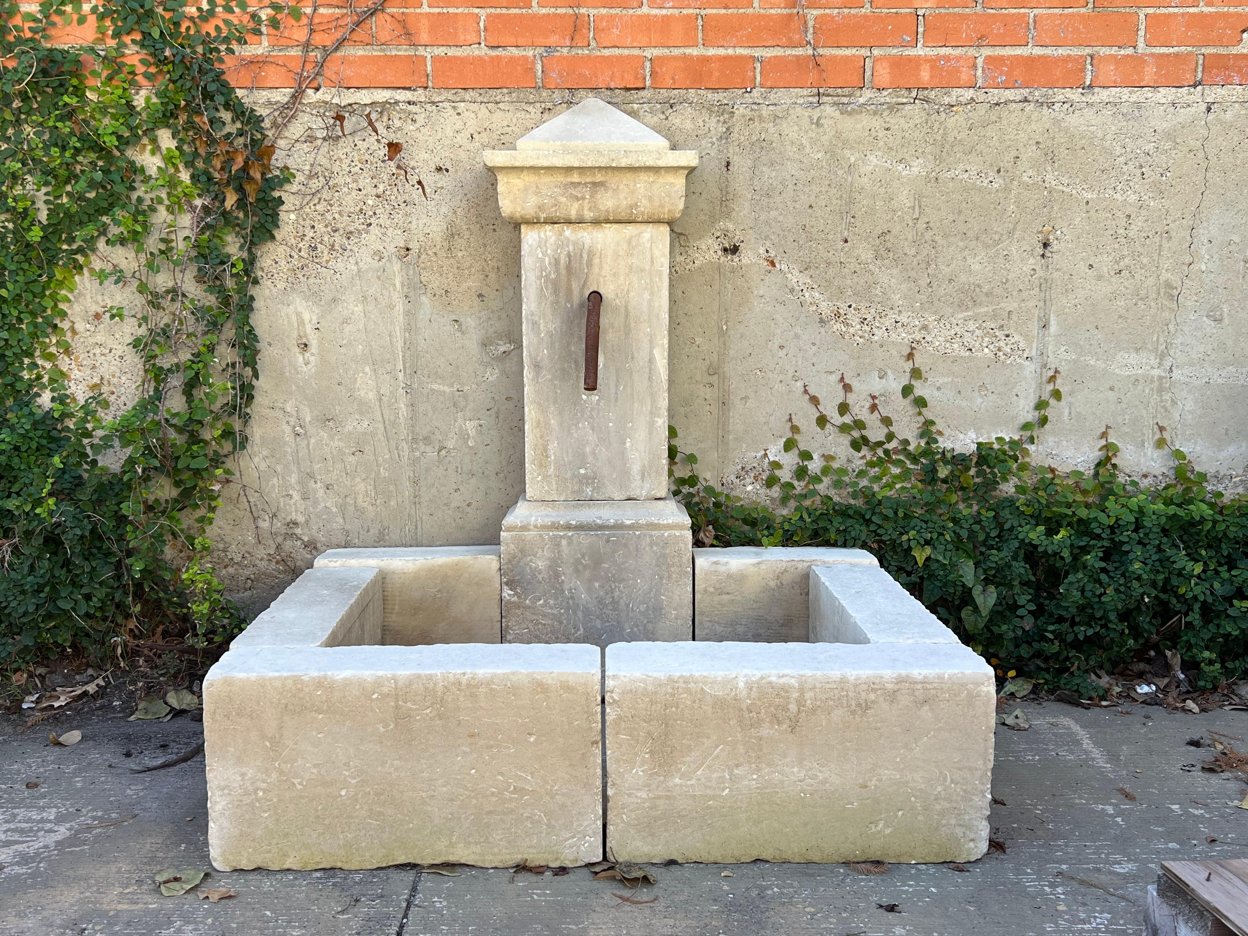 Single Pillar Carved Limestone Wall Fountain From Southern Italy For Sale 2