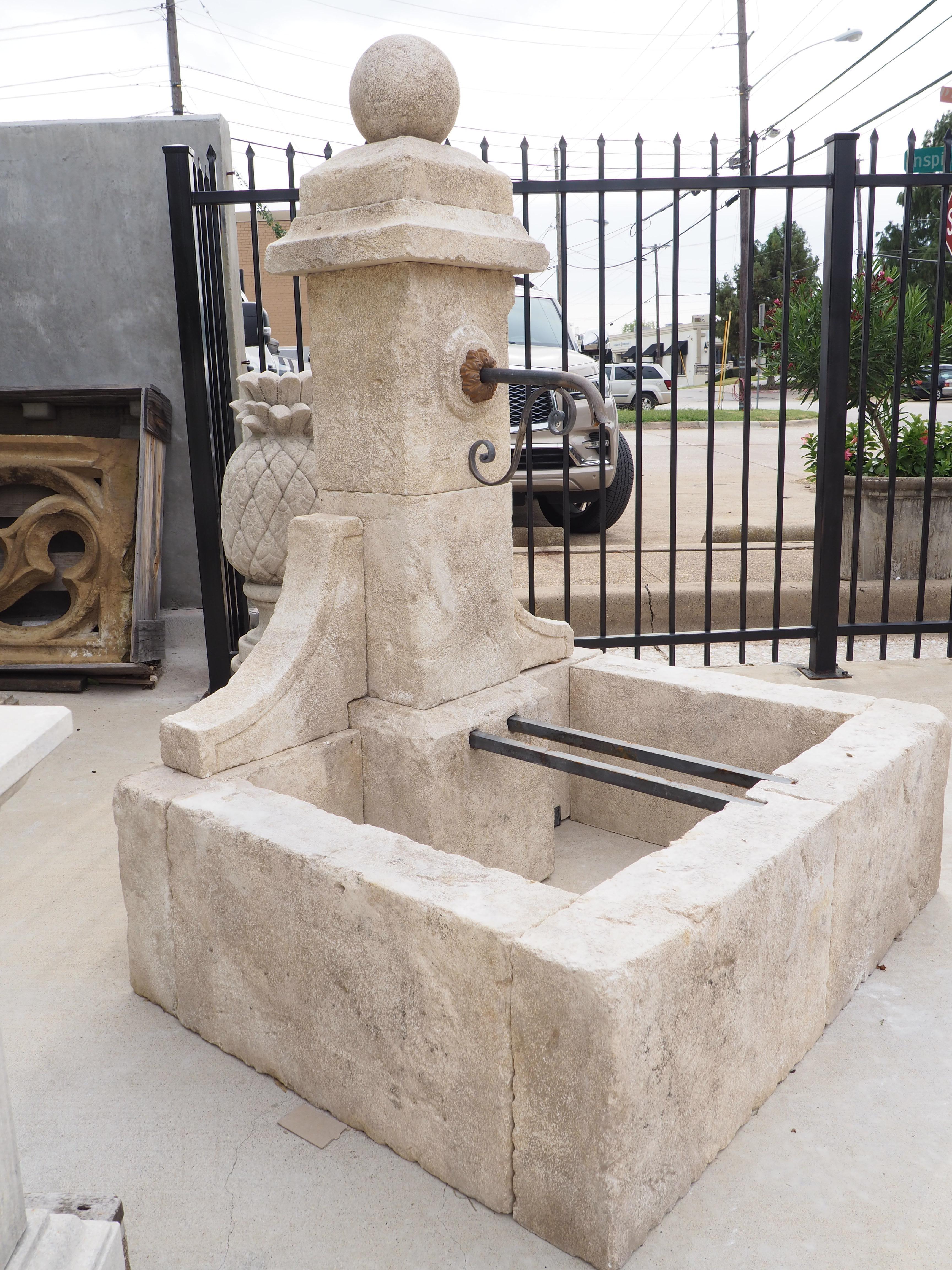 Single Pillar Provençale Garden Fountain in Carved Limestone 3