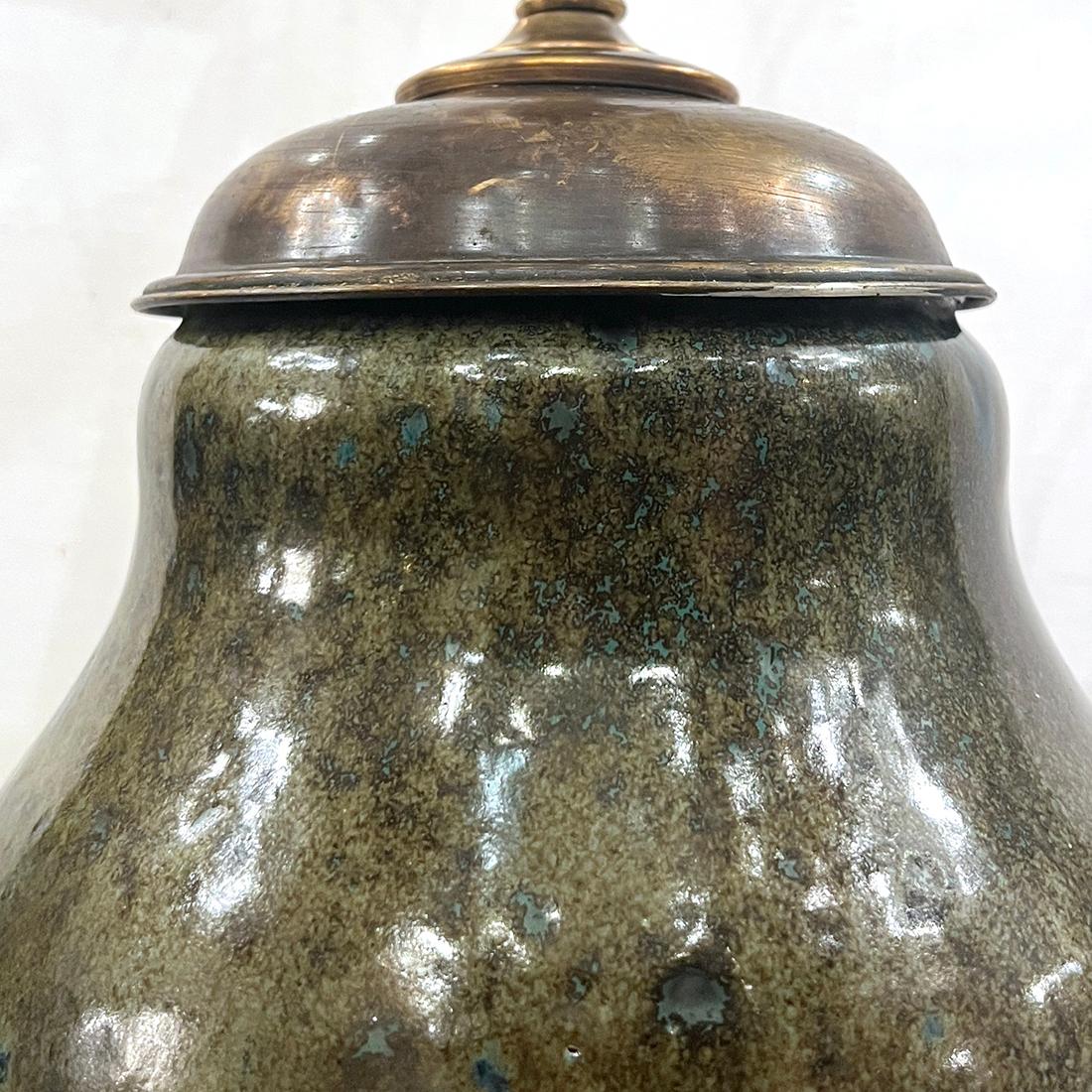 Anglais Single Porcelain Table Lamp en vente