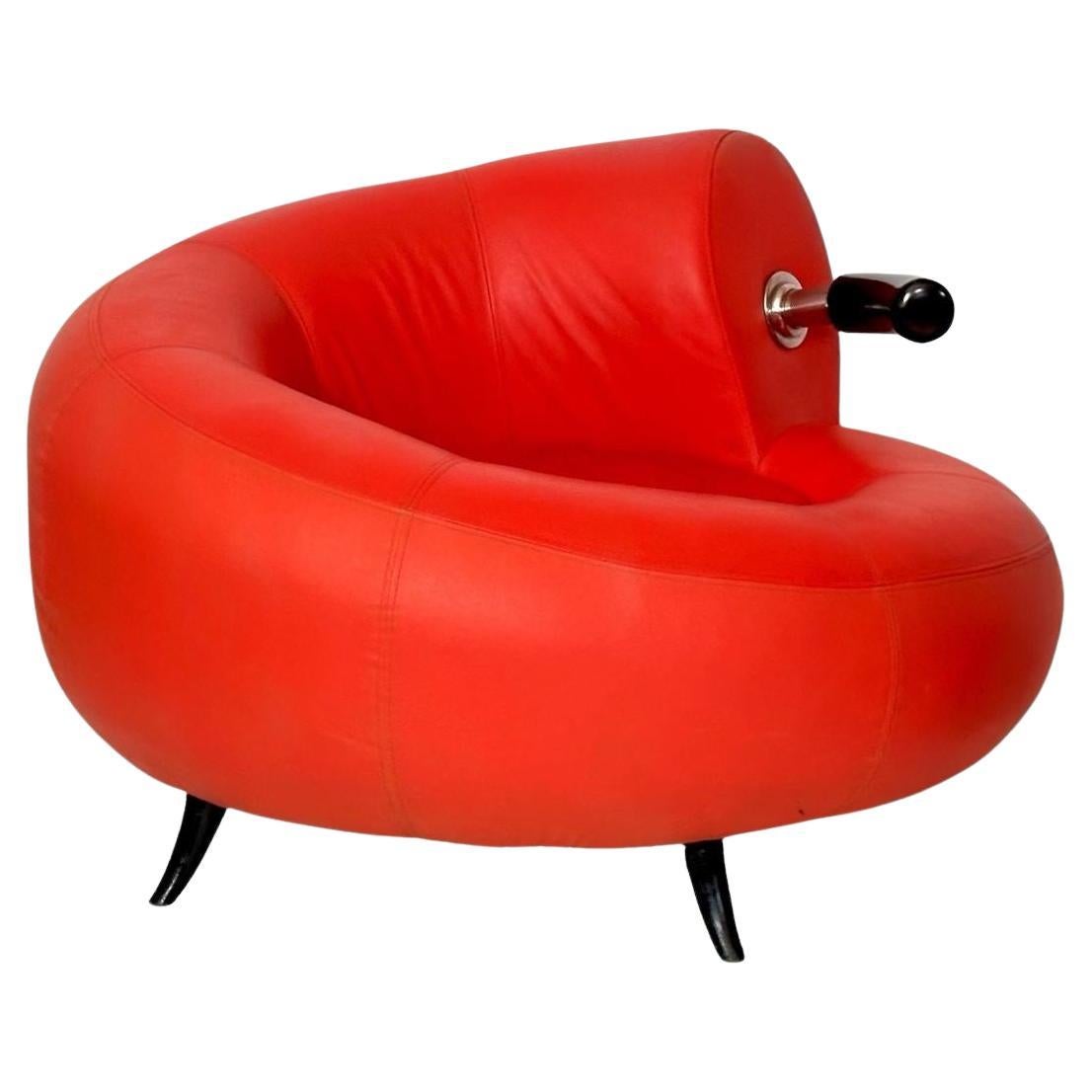Sedia da salotto singola postmoderna in pelle rossa, Italia 1990