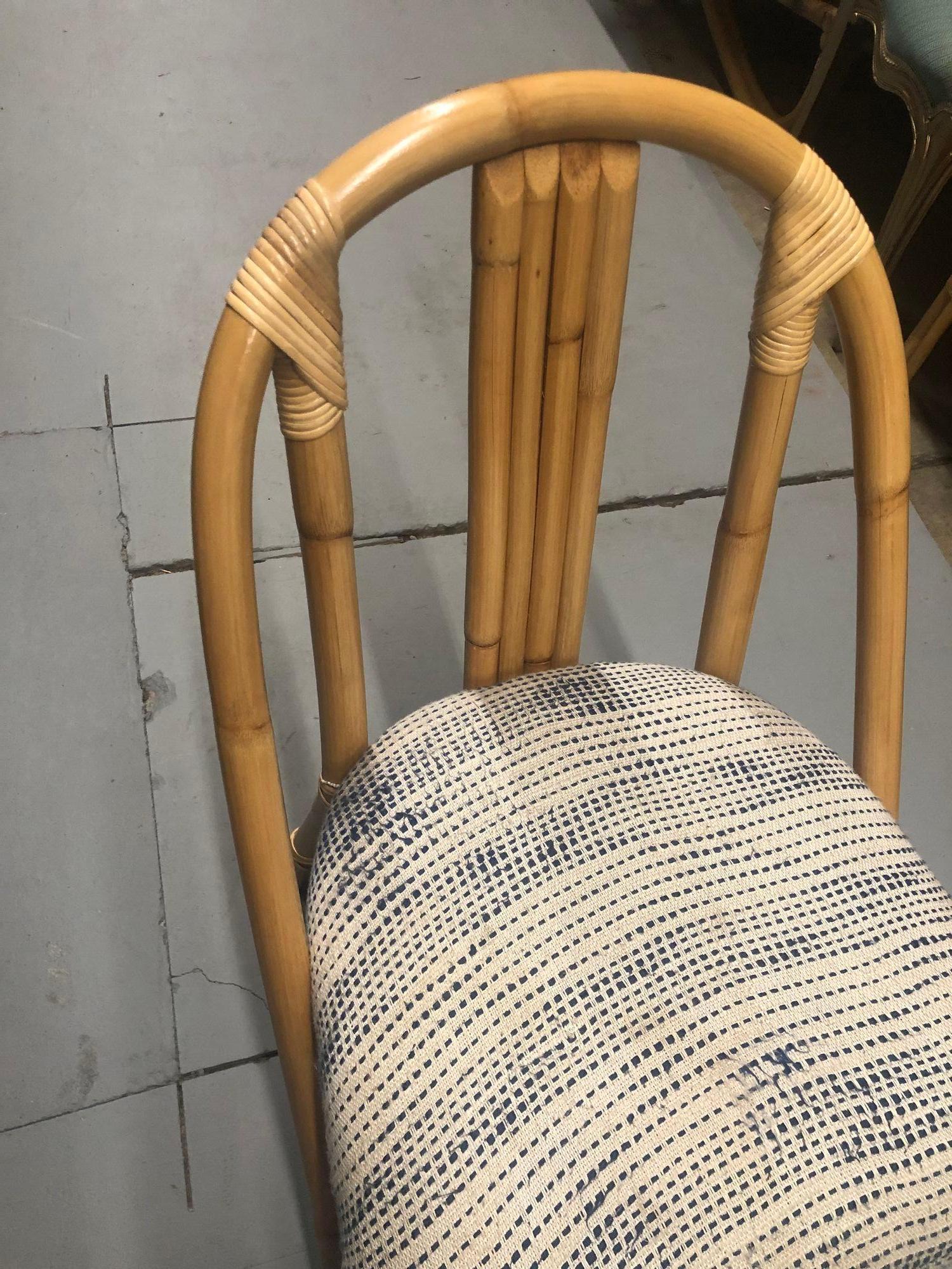 Restored Mid-Century Swoop Horseshoe Back Rattan Accent Chair For Sale 2