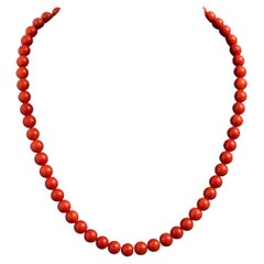 Single Row Coral Necklace, Metal Clasp stamped 750, Italy, 1990's.