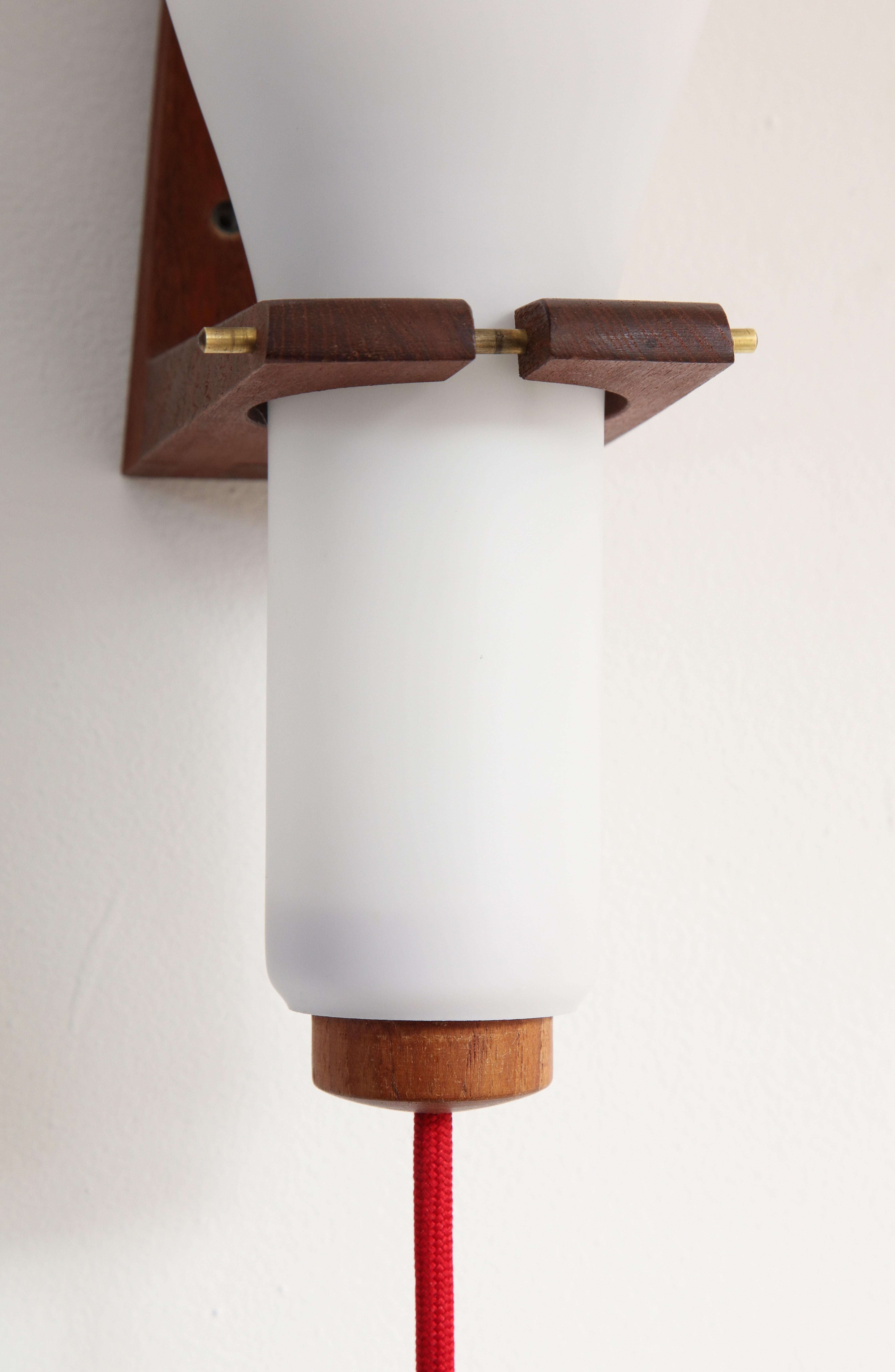 Mid-20th Century Single Scandinavian Teak and White Opaline Sconce, 1960s For Sale